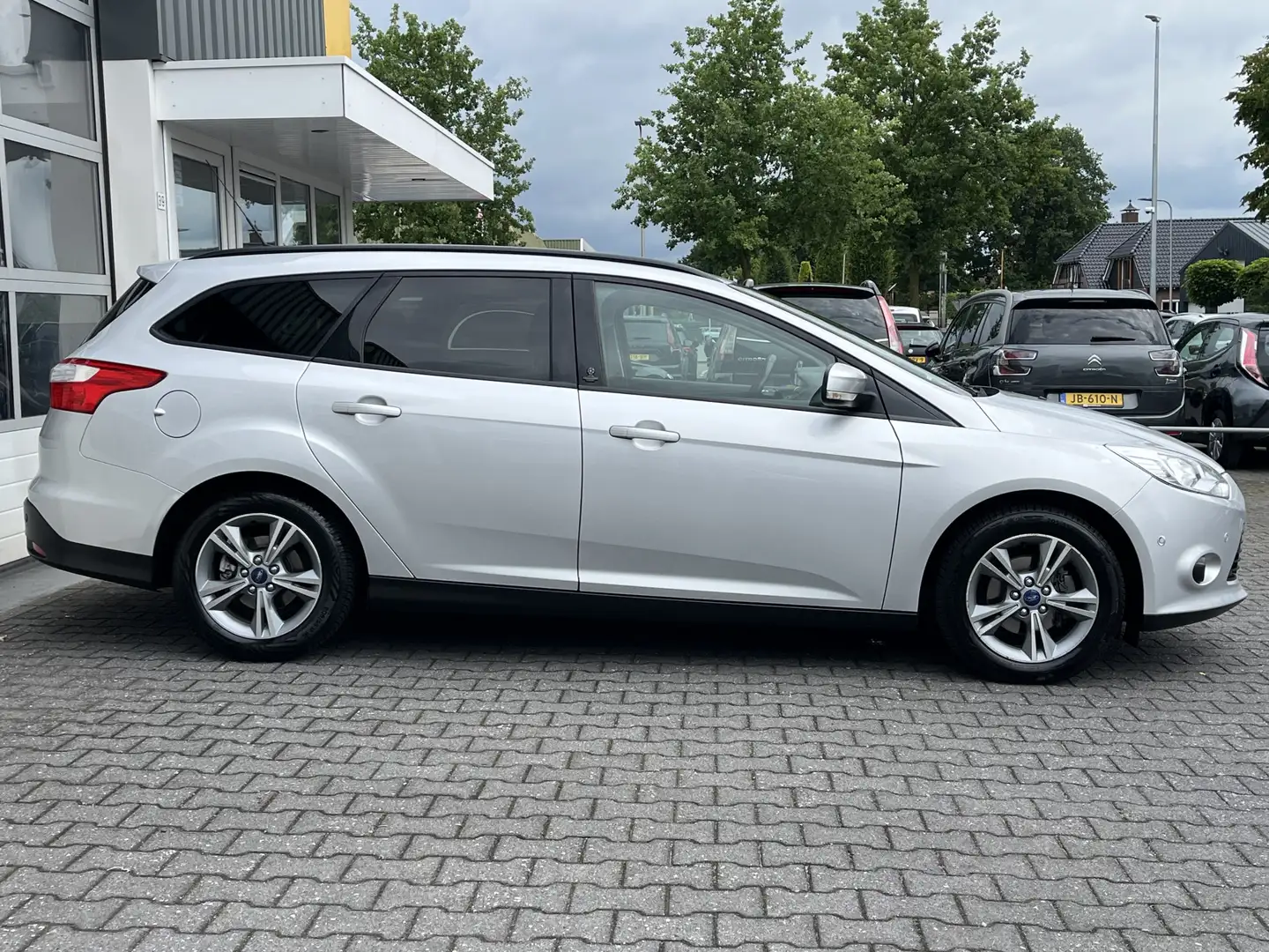 Ford Focus Wagon 1.0 EcoBoost "Champions League" edition Stoe Gris - 2