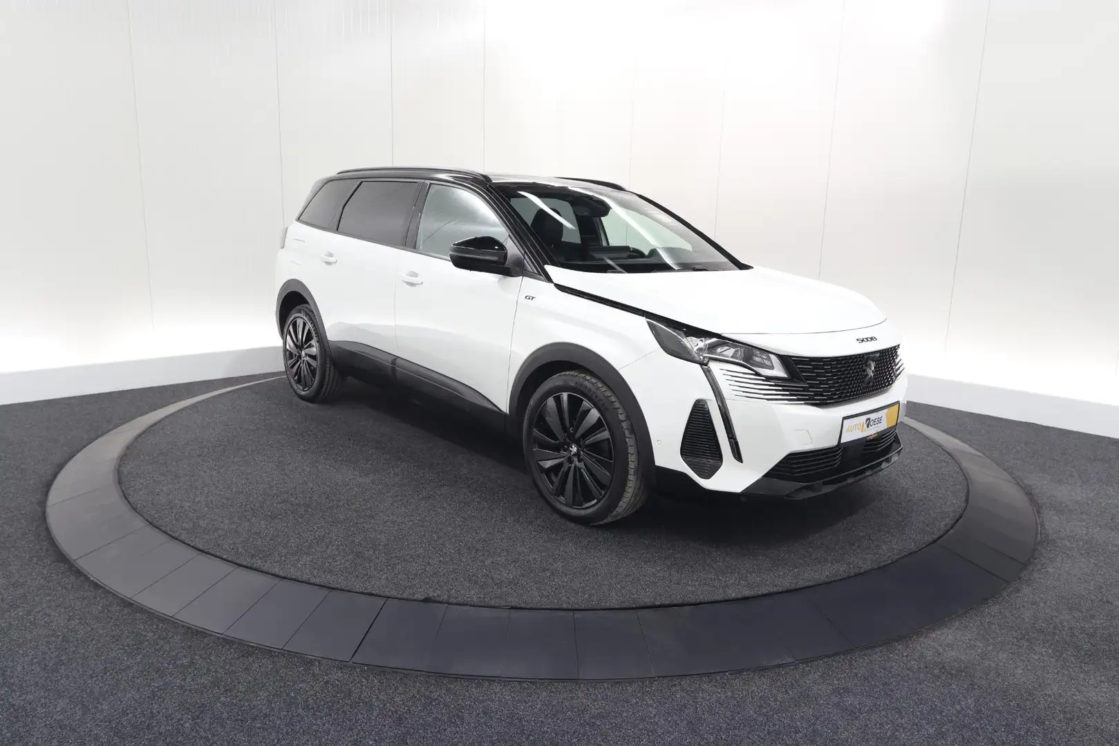 Peugeot 5008 PureTech 130 EAT8 GT Black Pack | Panoramadak | 36 Blanc - 1