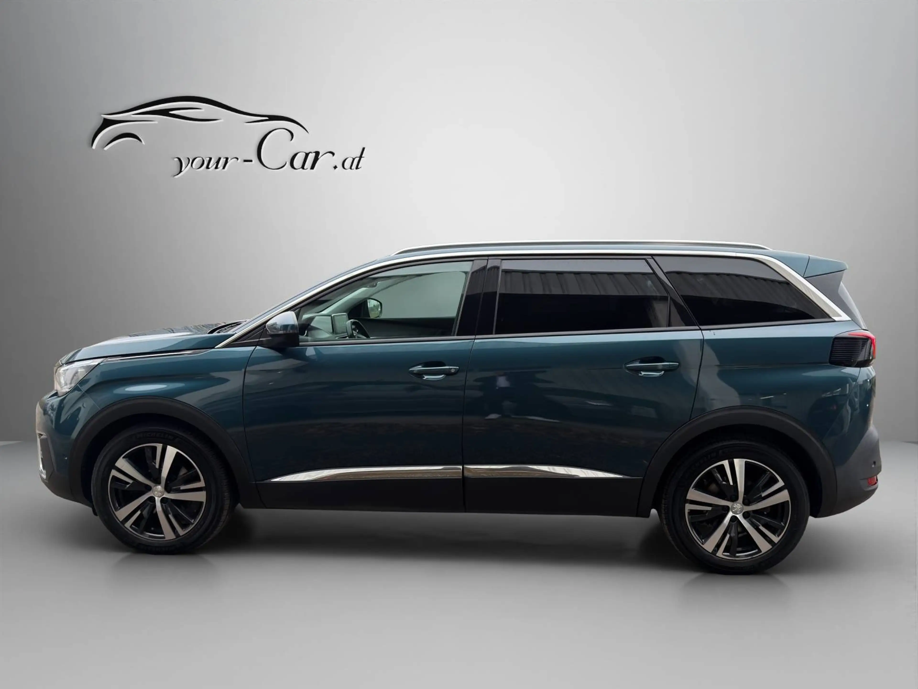 Peugeot 5008 1,5 BHDI 130 EAT8 Allure Aut *7-Sitzer, PANO, ACC* — photo 4
