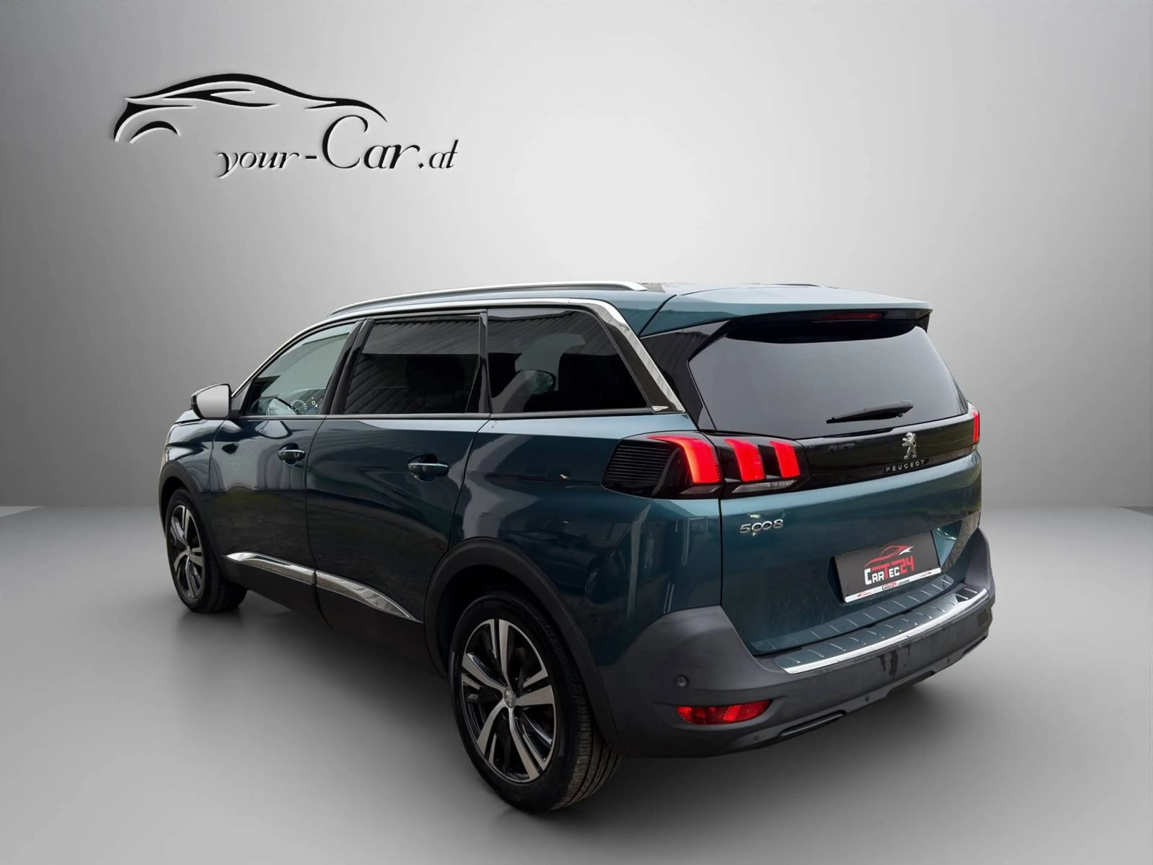 Peugeot 5008 1,5 BHDI 130 EAT8 Allure Aut *7-Sitzer, PANO, ACC* — photo 5