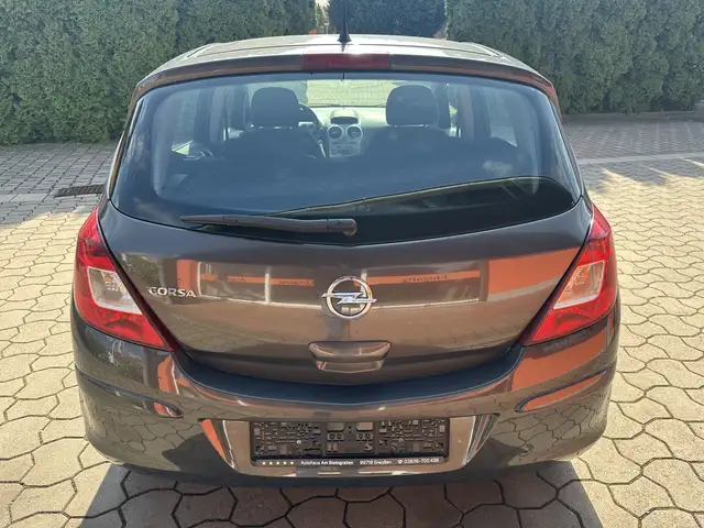 Opel Corsa view 5