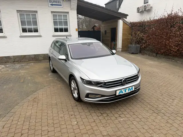 Volkswagen Passat Variant Passat Variant 2.0 TDI DSG Highline/Navi/ACC/Trekh