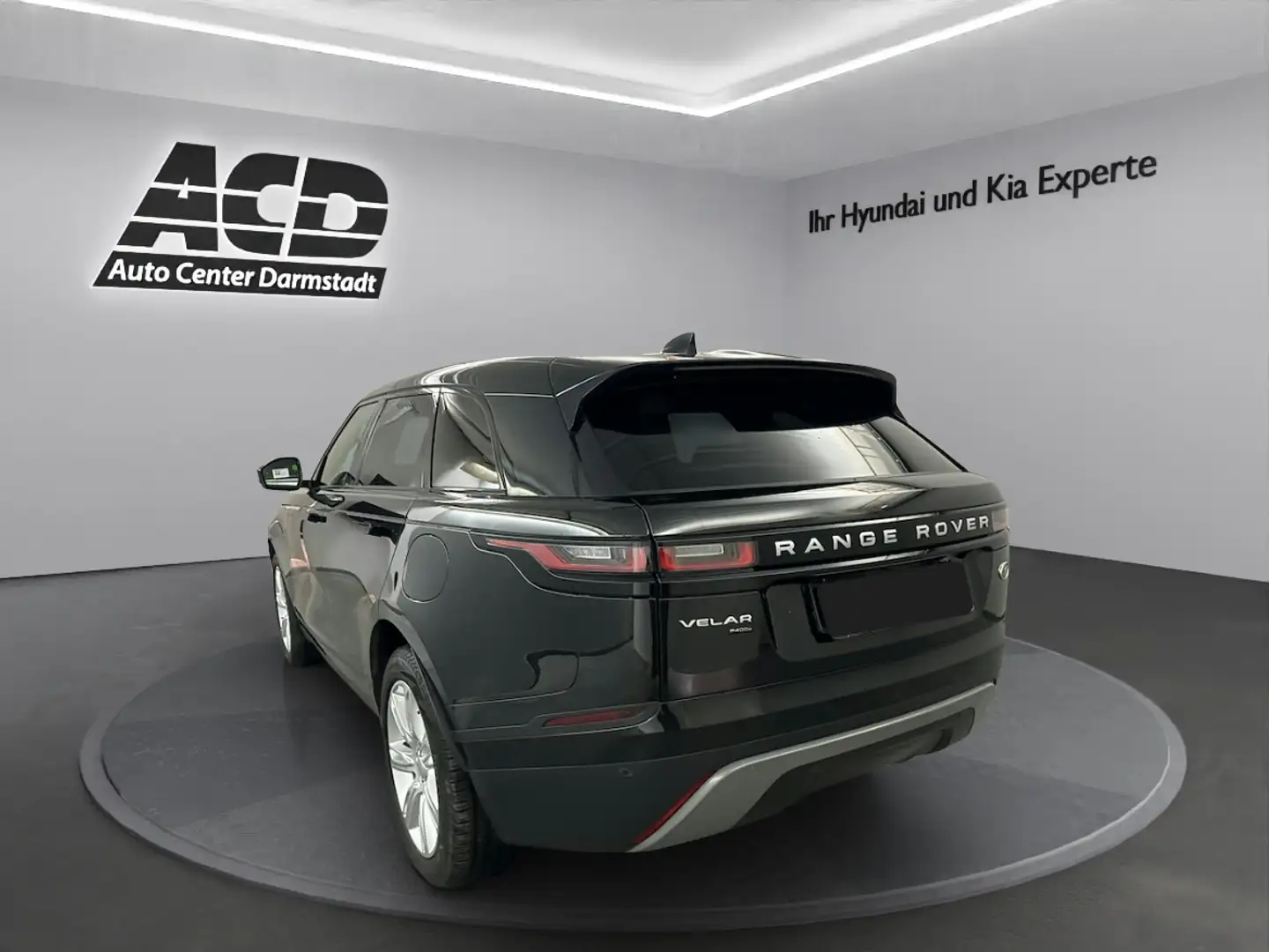 Land Rover Range Rover Velar P400e Zwart - 2