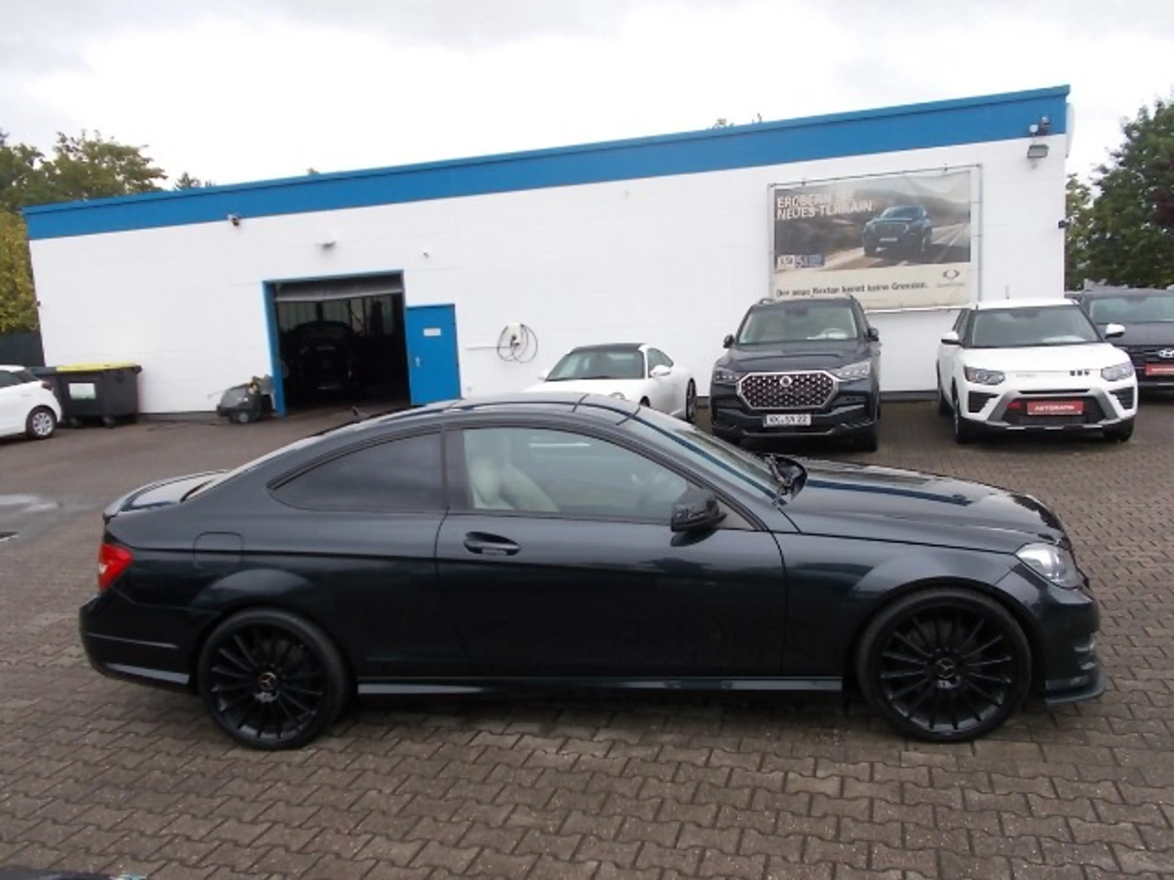 Mercedes-Benz C 350 Coupe, PanoSD, Leder, Navi, Alu19", zus. AluWR — photo 4