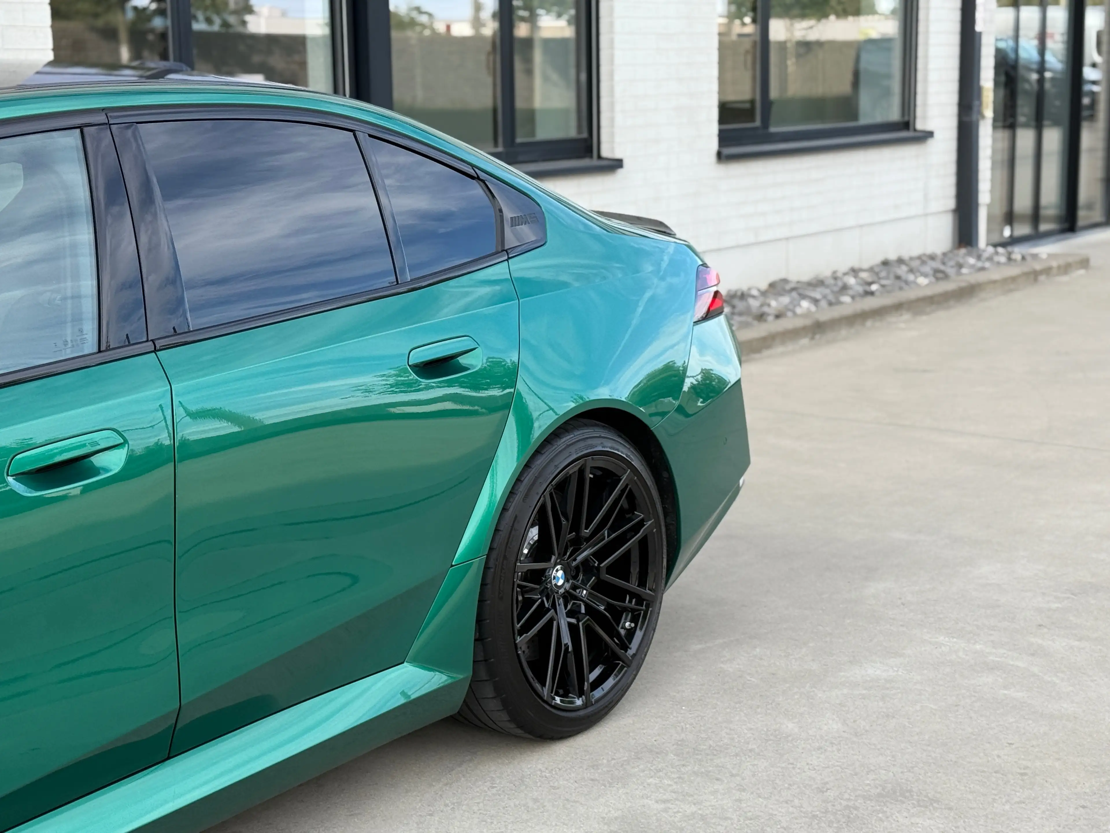 BMW M5 M5 PHEV 4.4 AS VAT " REFUNDABLE / TVA DEDUCTIBLE " — photo 13