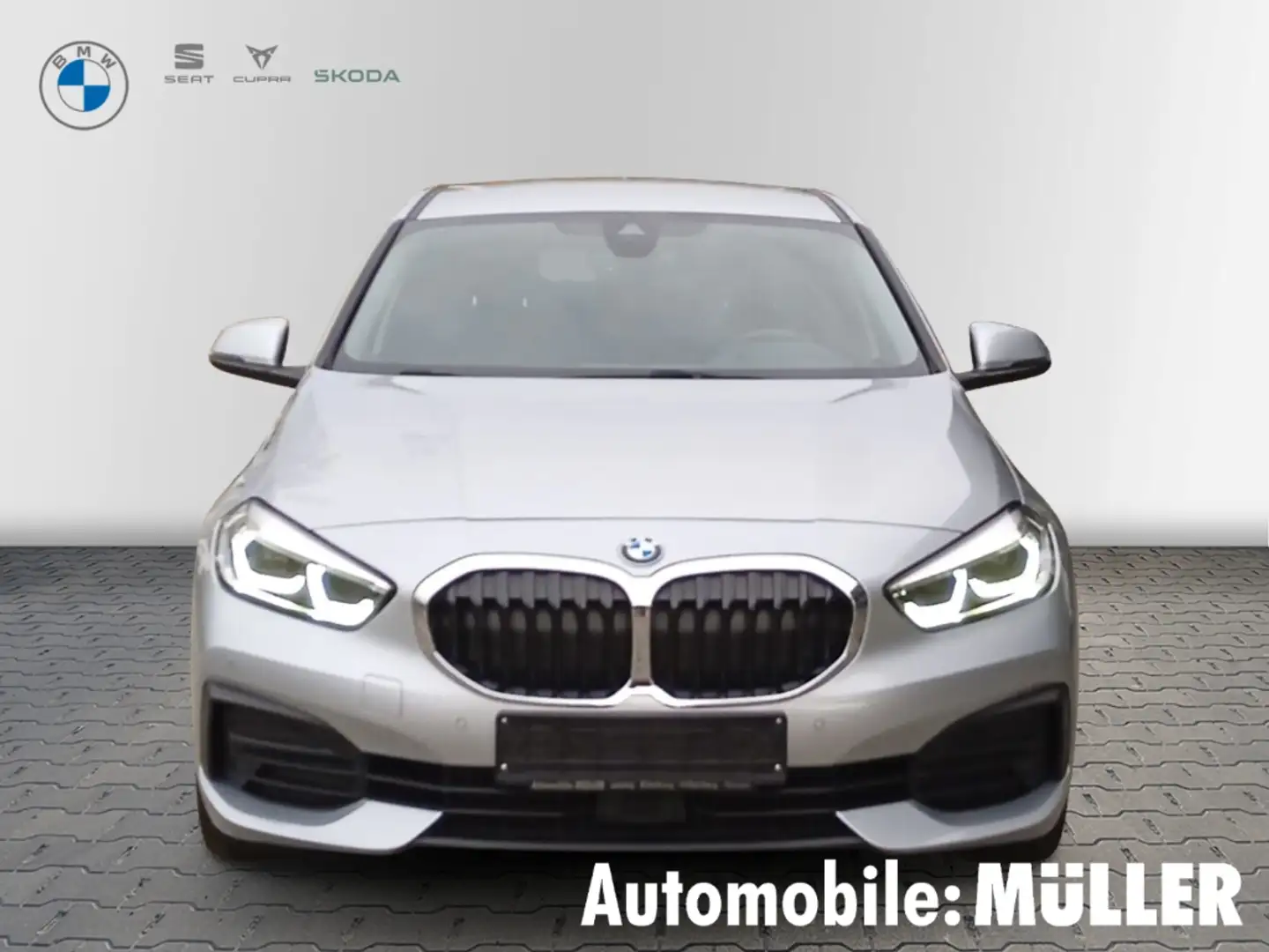 BMW 118 d Advantage*HUD*AHK-abnehmbar*DAB*LED*Sperrdiff.AC Silber - 2