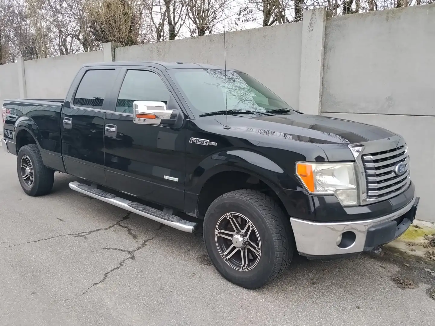 Ford F 150 XTR 4X4 Schwarz - 1