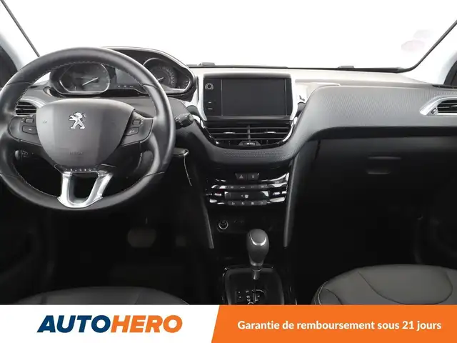 Peugeot 2008 view 12