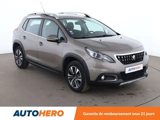 Peugeot 2008 view 8