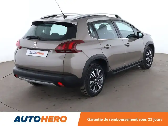 Peugeot 2008 view 6