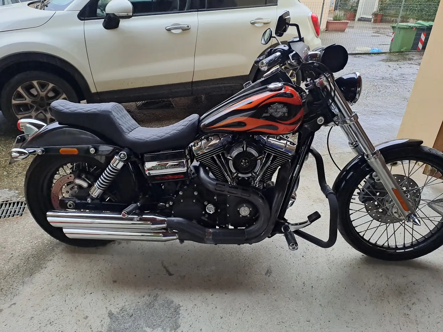 Harley-Davidson Dyna Wide Glide Nero - 1