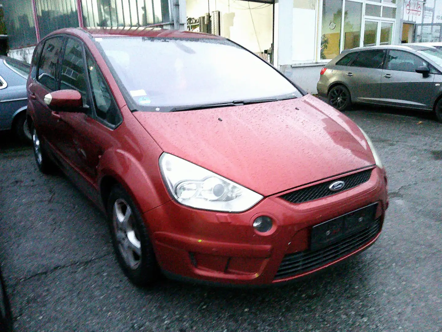 Ford S-Max 7-SITZER Rot - 2
