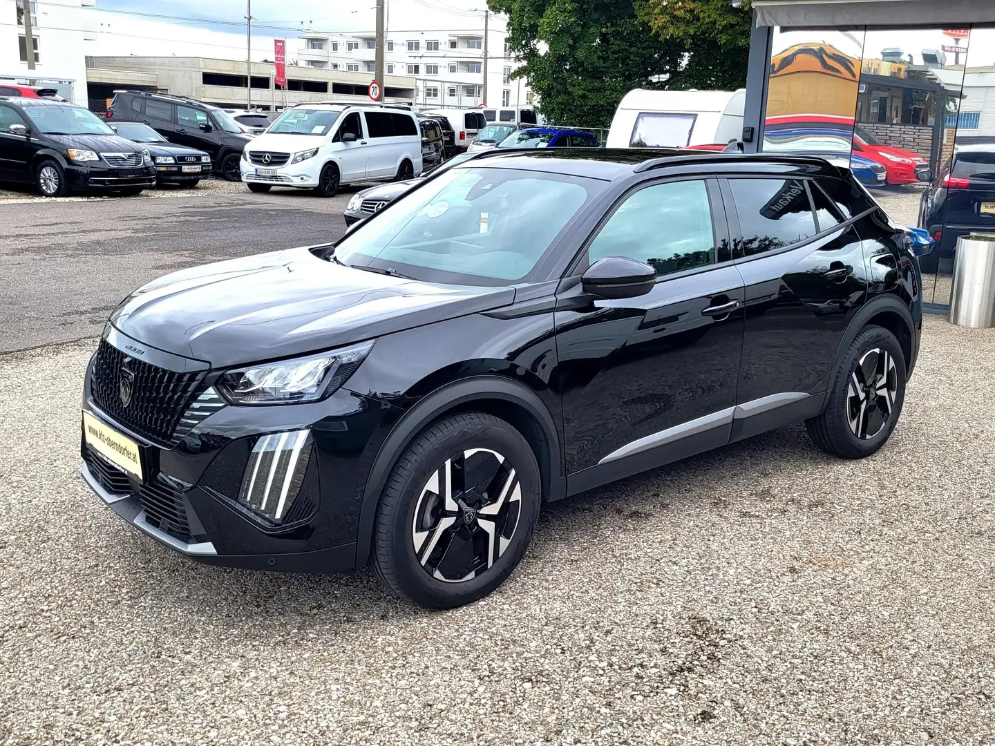 Peugeot 2008 2008 PureTech 130 S Schwarz - 1