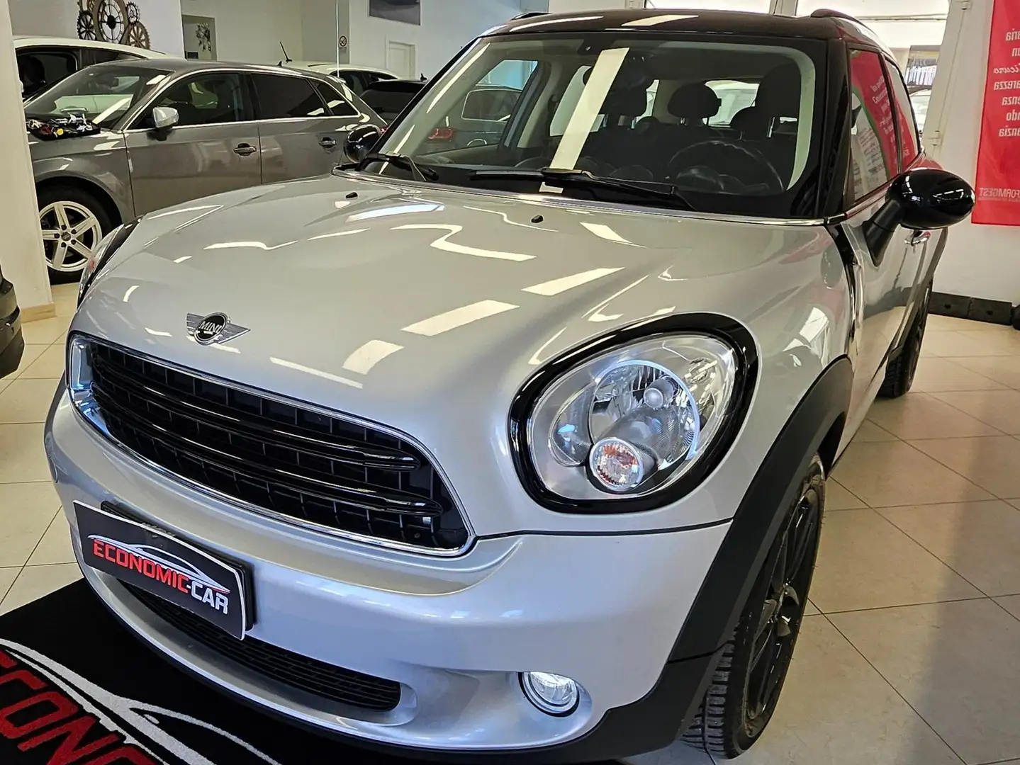 MINI Cooper D Countryman Mini Countryman 1.6 Cooper D Park Lane Plus Argent - 2