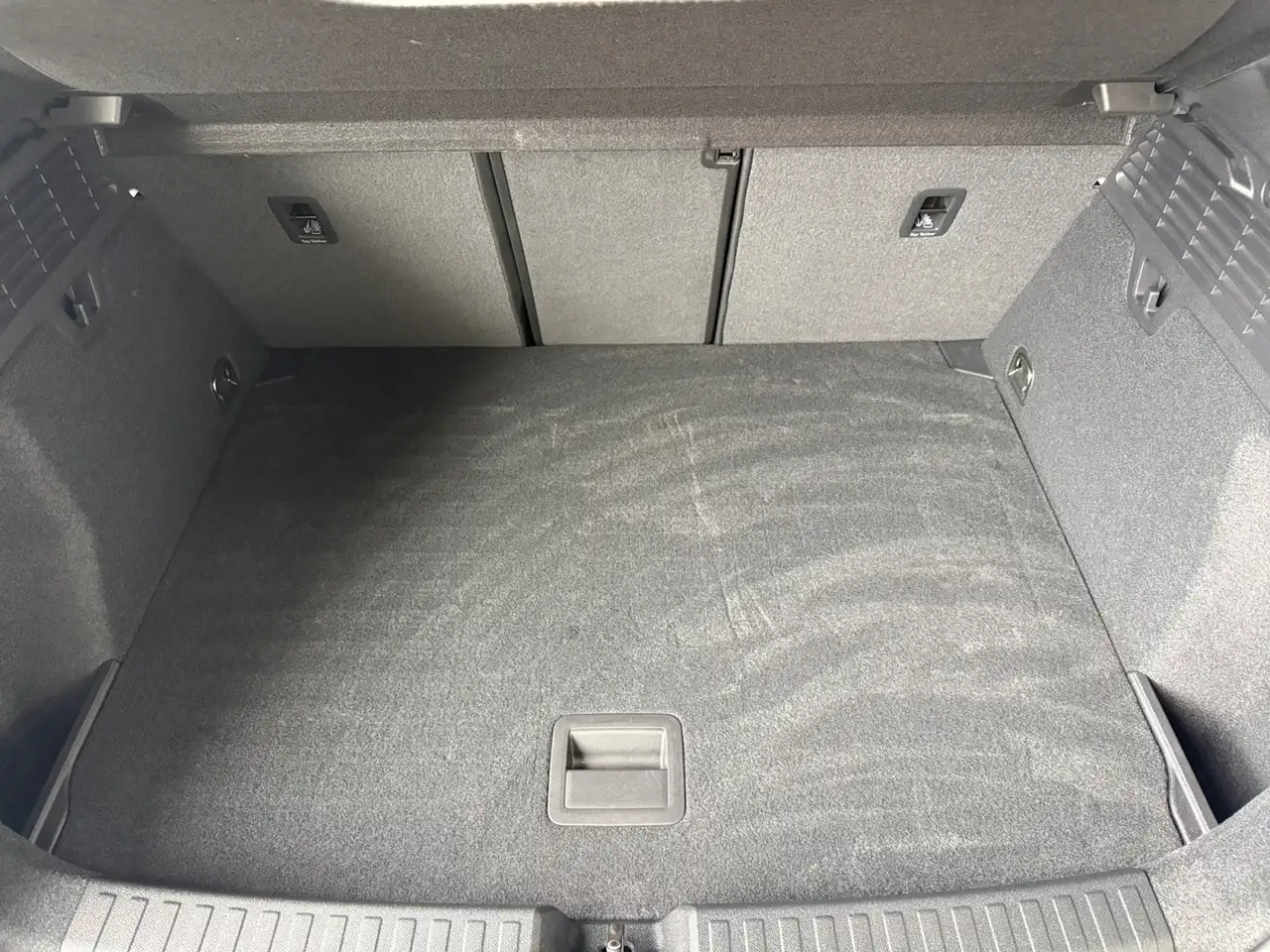 Audi A3 Sportback 35 2.0 TDI S-line Pano ACC AHK Navi Mat 11