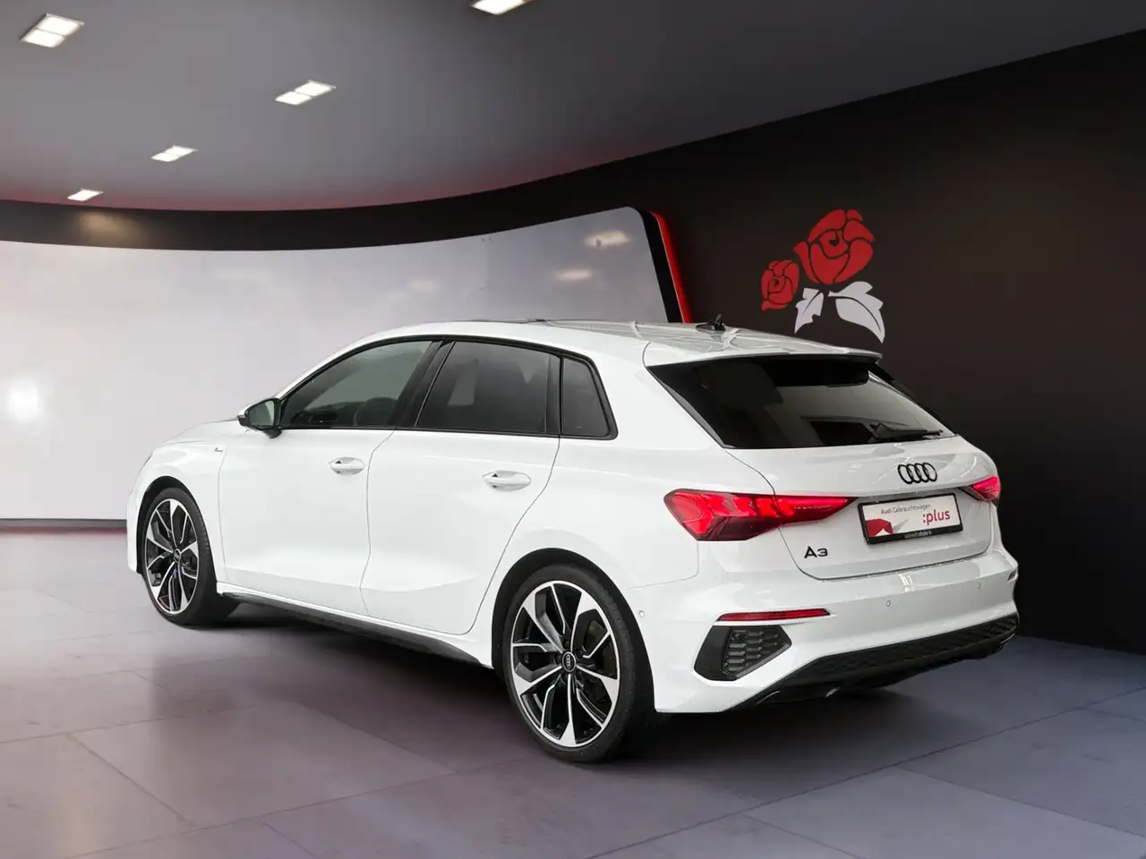 Audi A3 Sportback 35 2.0 TDI S-line Pano ACC AHK Navi Mat 4