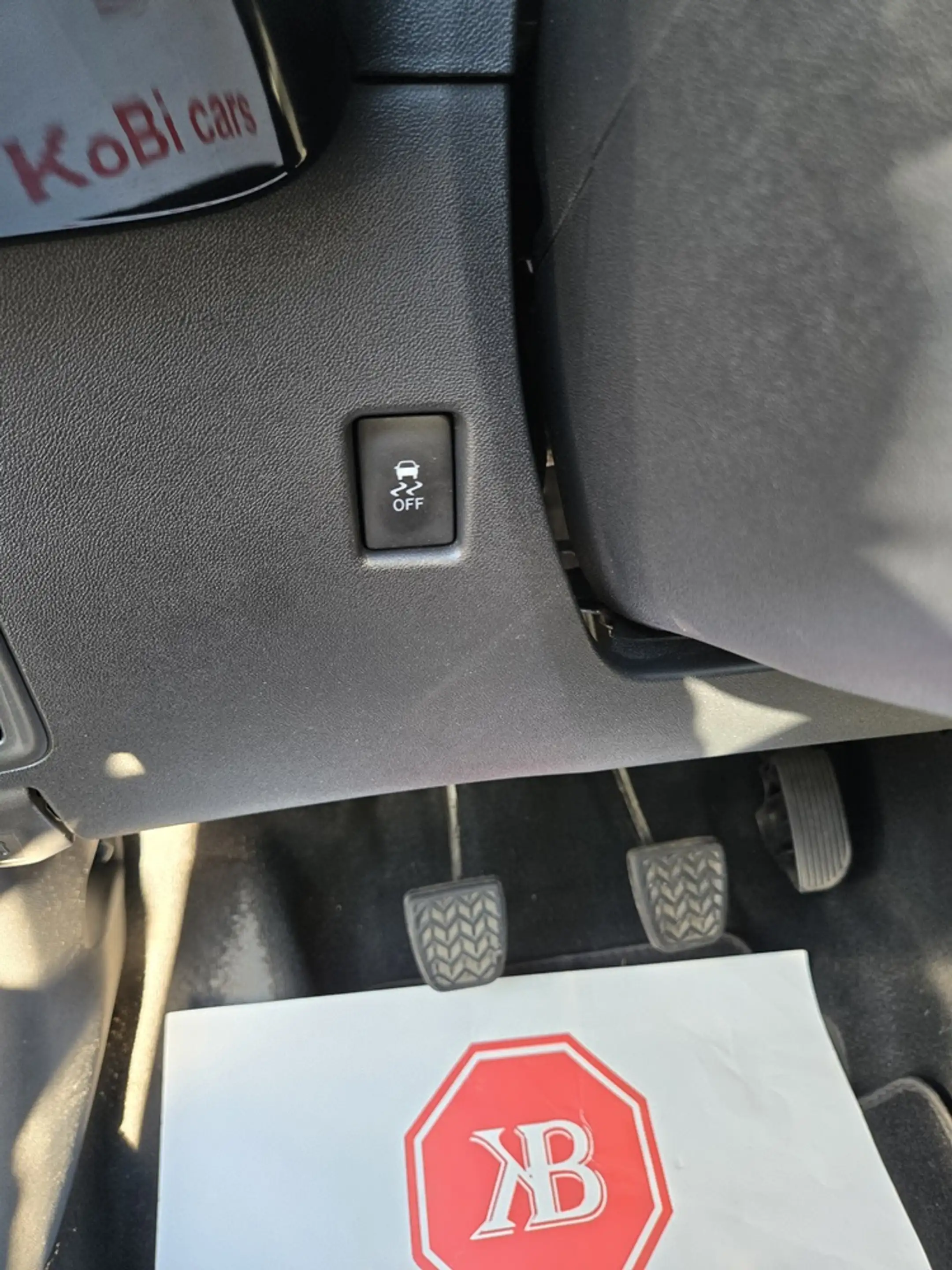 Citroen C1 C1 1.0 VTi Shine — photo 14