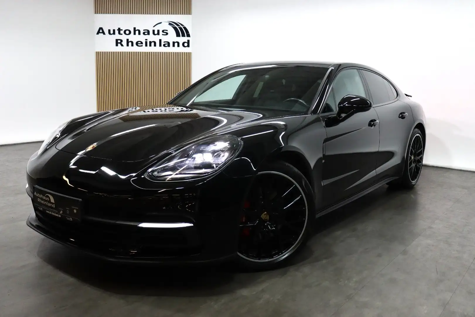Porsche Panamera *PANO*APPLE-CARPLAY*2. HAND*LED Noir - 1