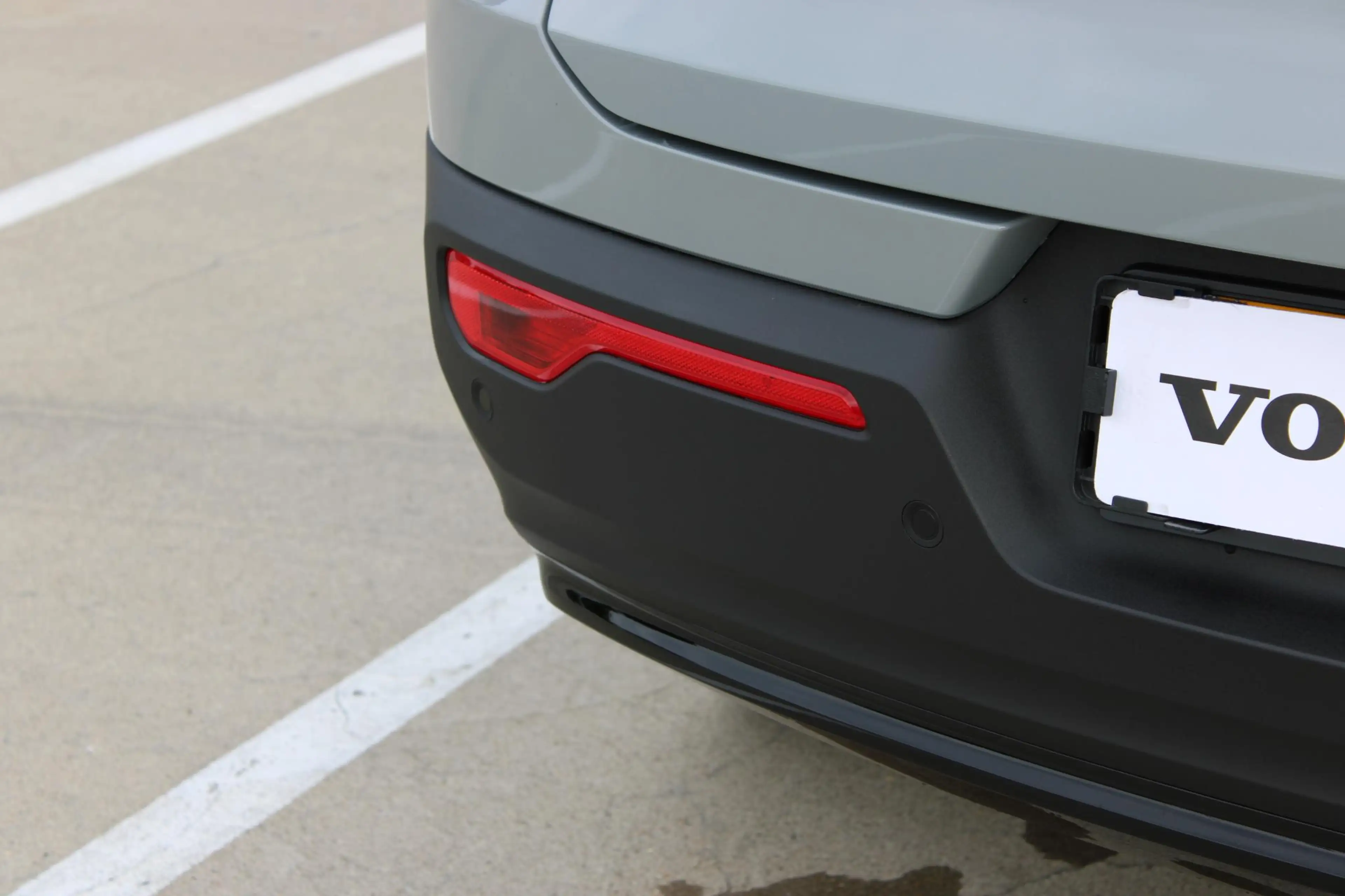 Volvo EX40 Single Motor Extended Range Business Edition | Ver — photo 10