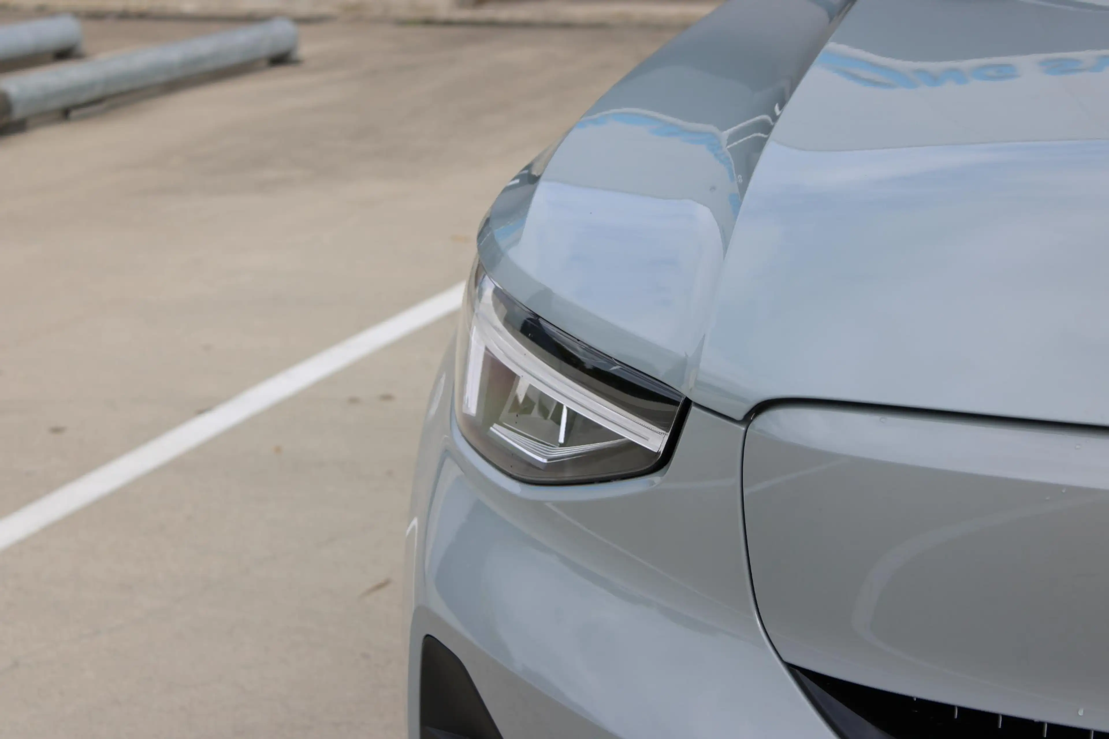 Volvo EX40 Single Motor Extended Range Business Edition | Ver — photo 15