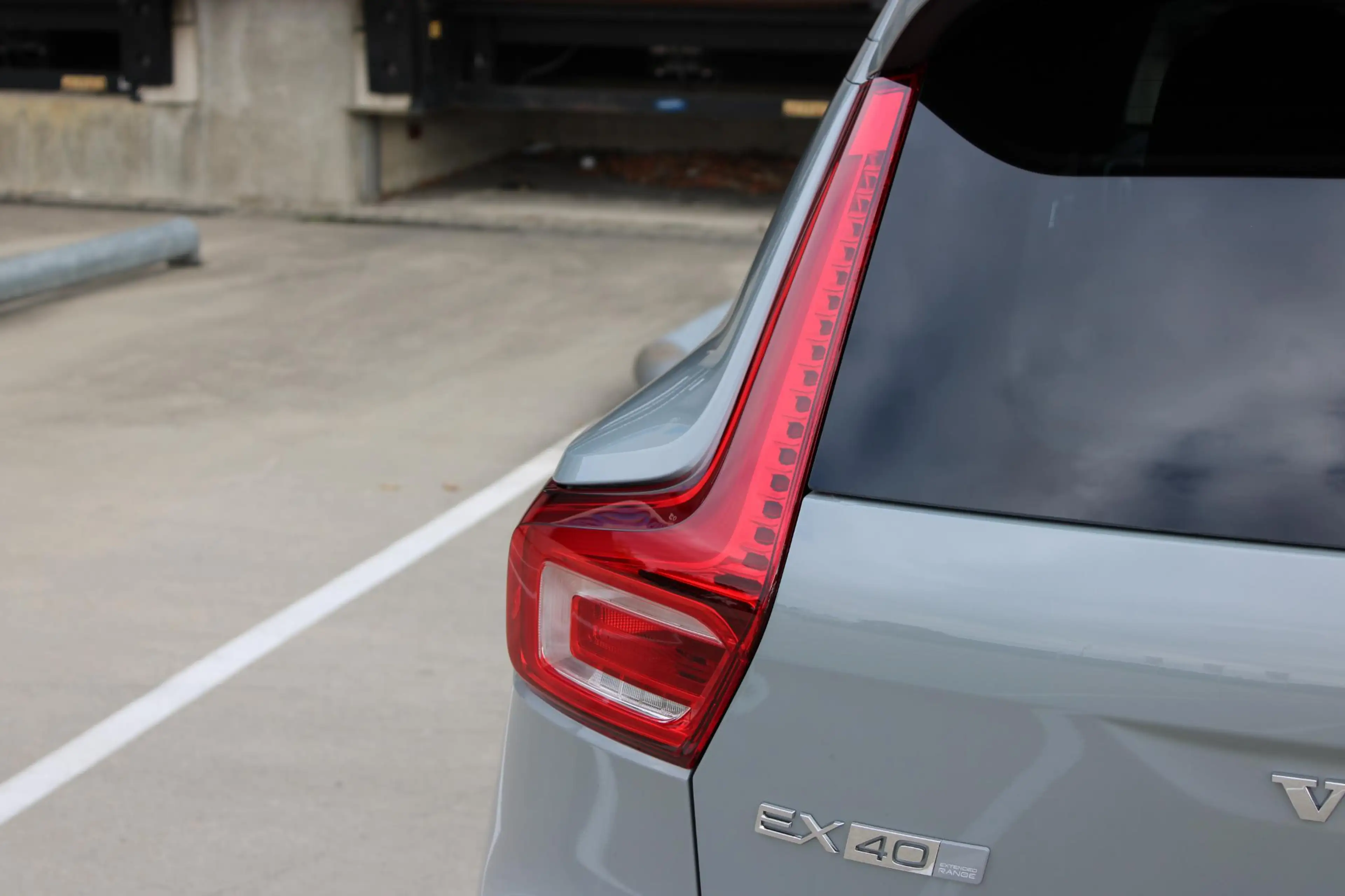 Volvo EX40 Single Motor Extended Range Business Edition | Ver — photo 9