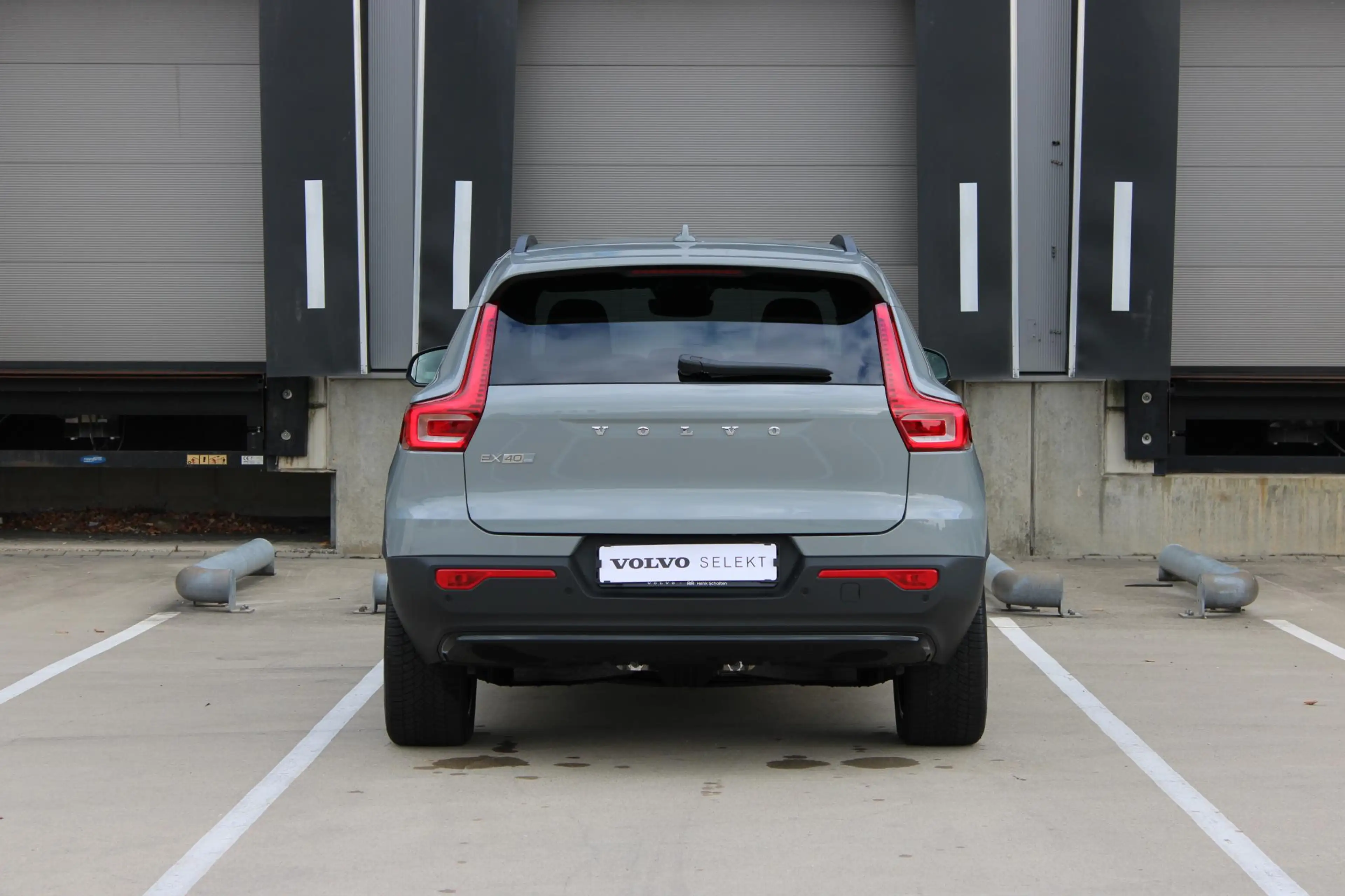 Volvo EX40 Single Motor Extended Range Business Edition | Ver — photo 5