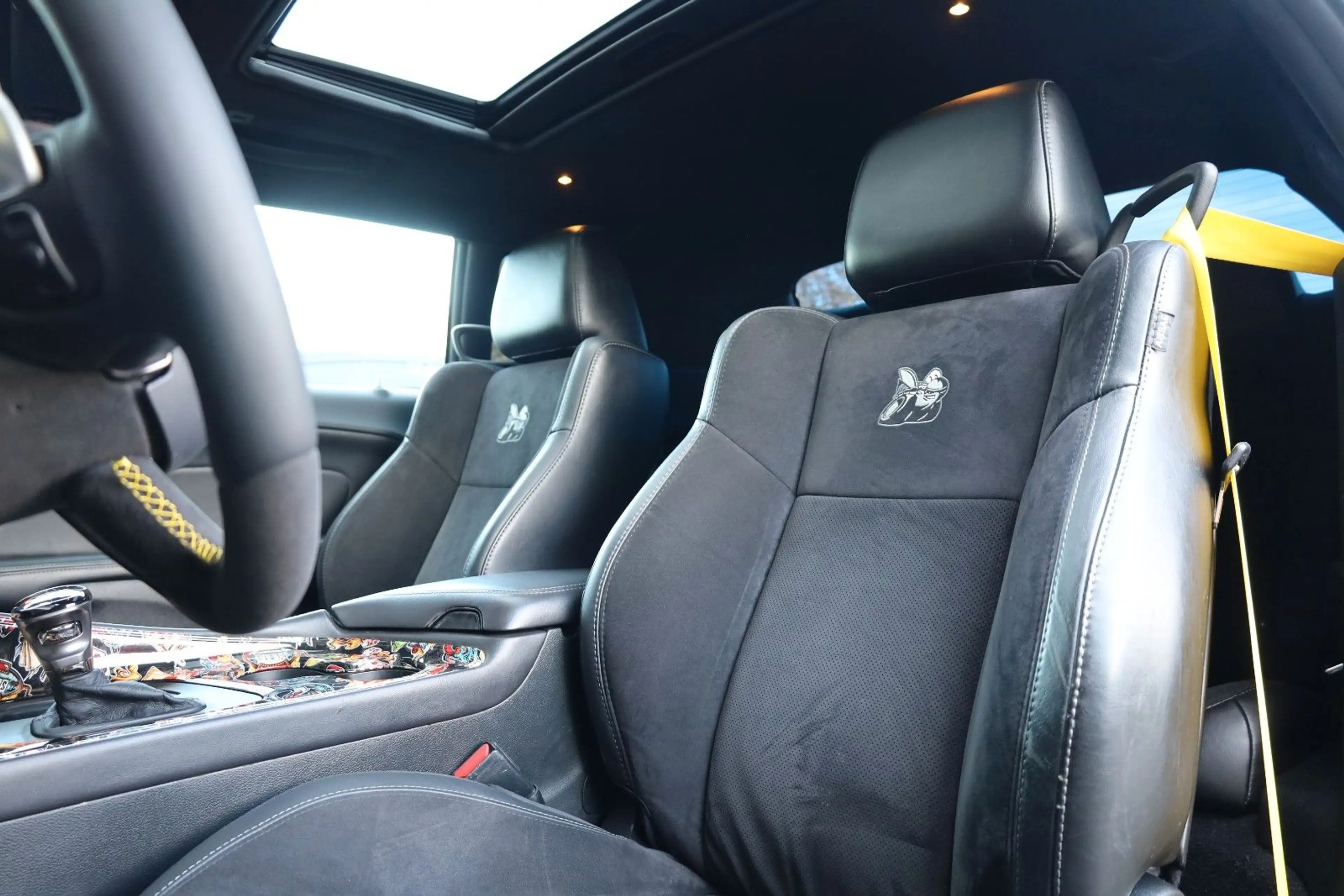 Dodge Challenger 6.4 SRT ScatPack/Alpine/PerfPages/R20 — photo 11