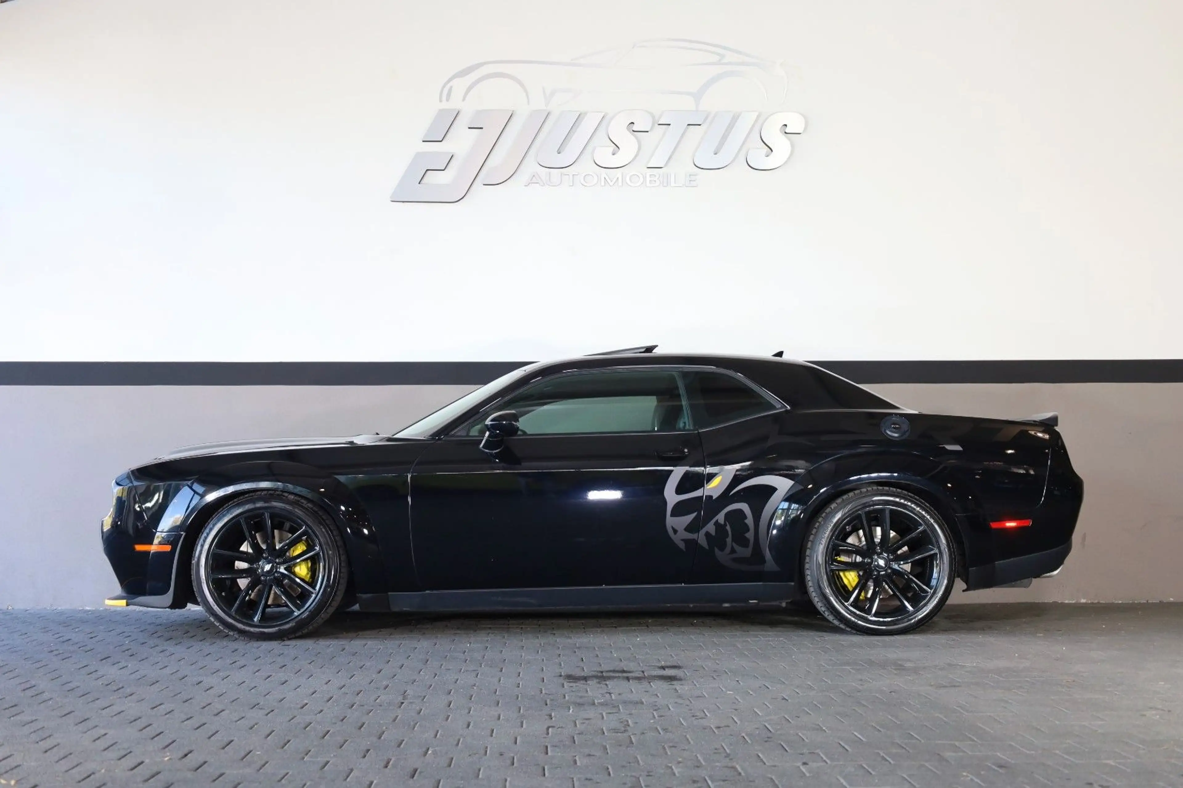 Dodge Challenger 6.4 SRT ScatPack/Alpine/PerfPages/R20 — photo 3