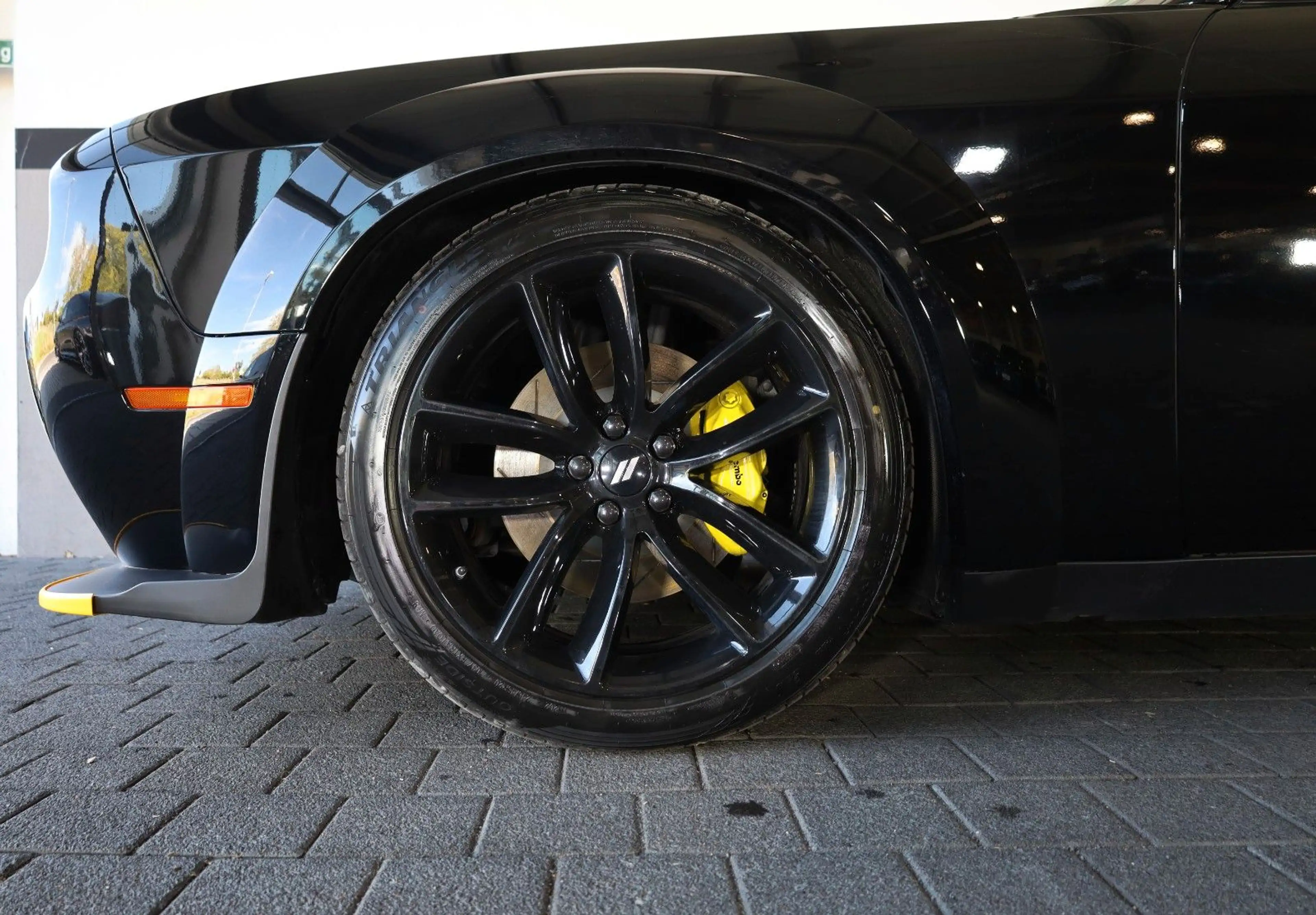 Dodge Challenger 6.4 SRT ScatPack/Alpine/PerfPages/R20 — photo 4