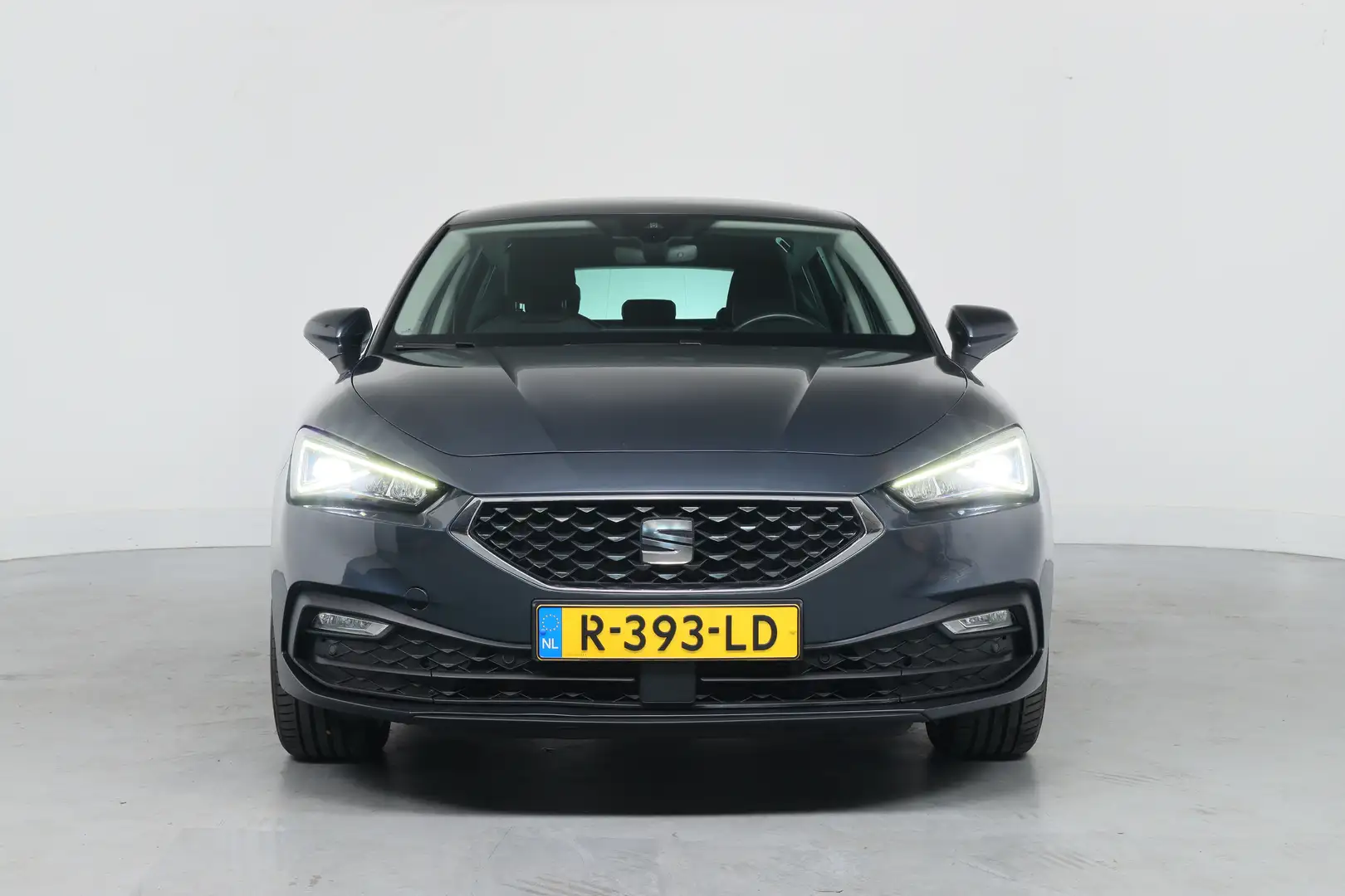 SEAT Leon 1.5 eTSI Style Launch Edition | Sfeerverlichting | Grau - 2