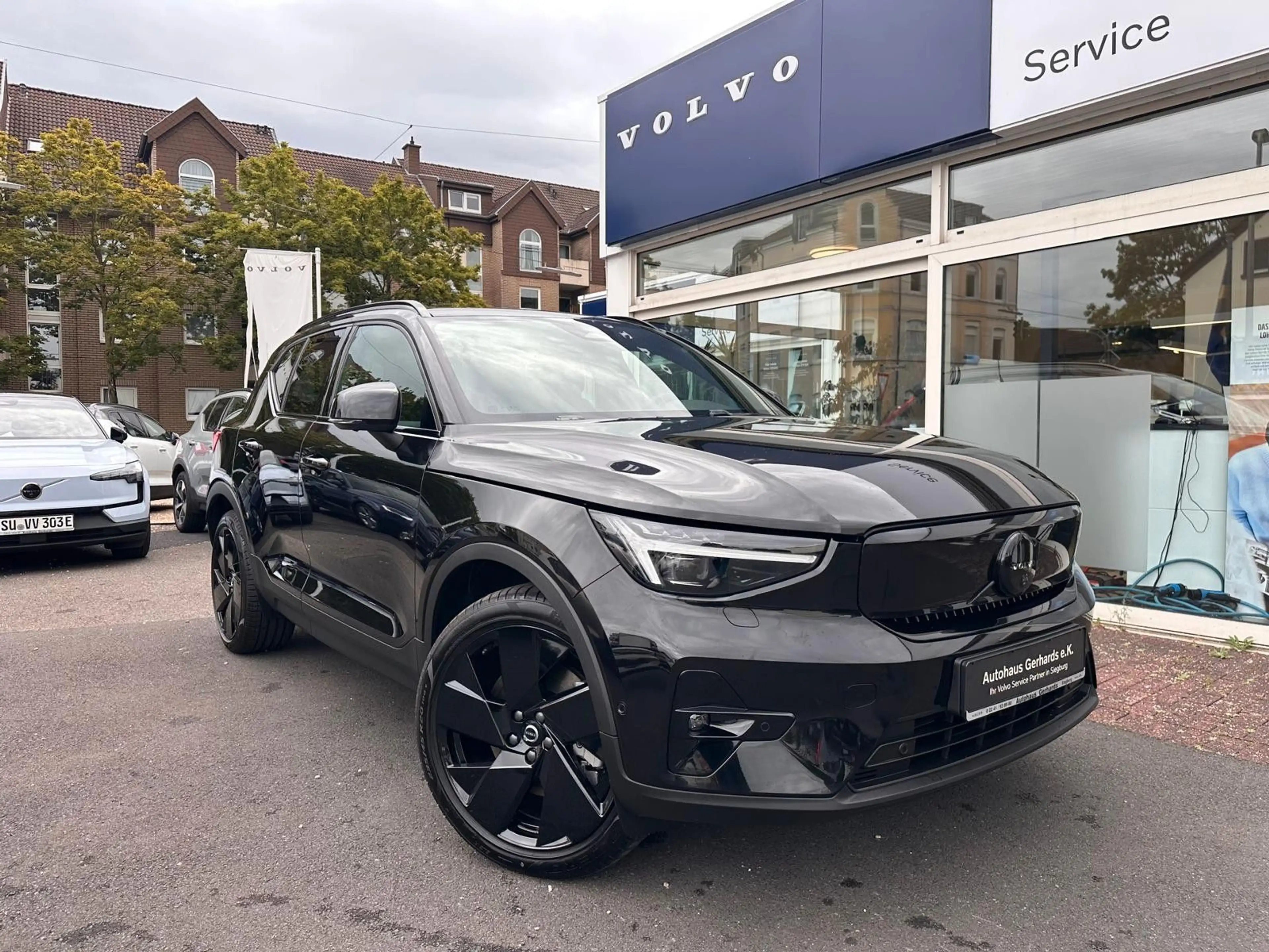 Volvo EX40 RWD Ultra Black Edition LR,AHK,Pano,360° — photo 4