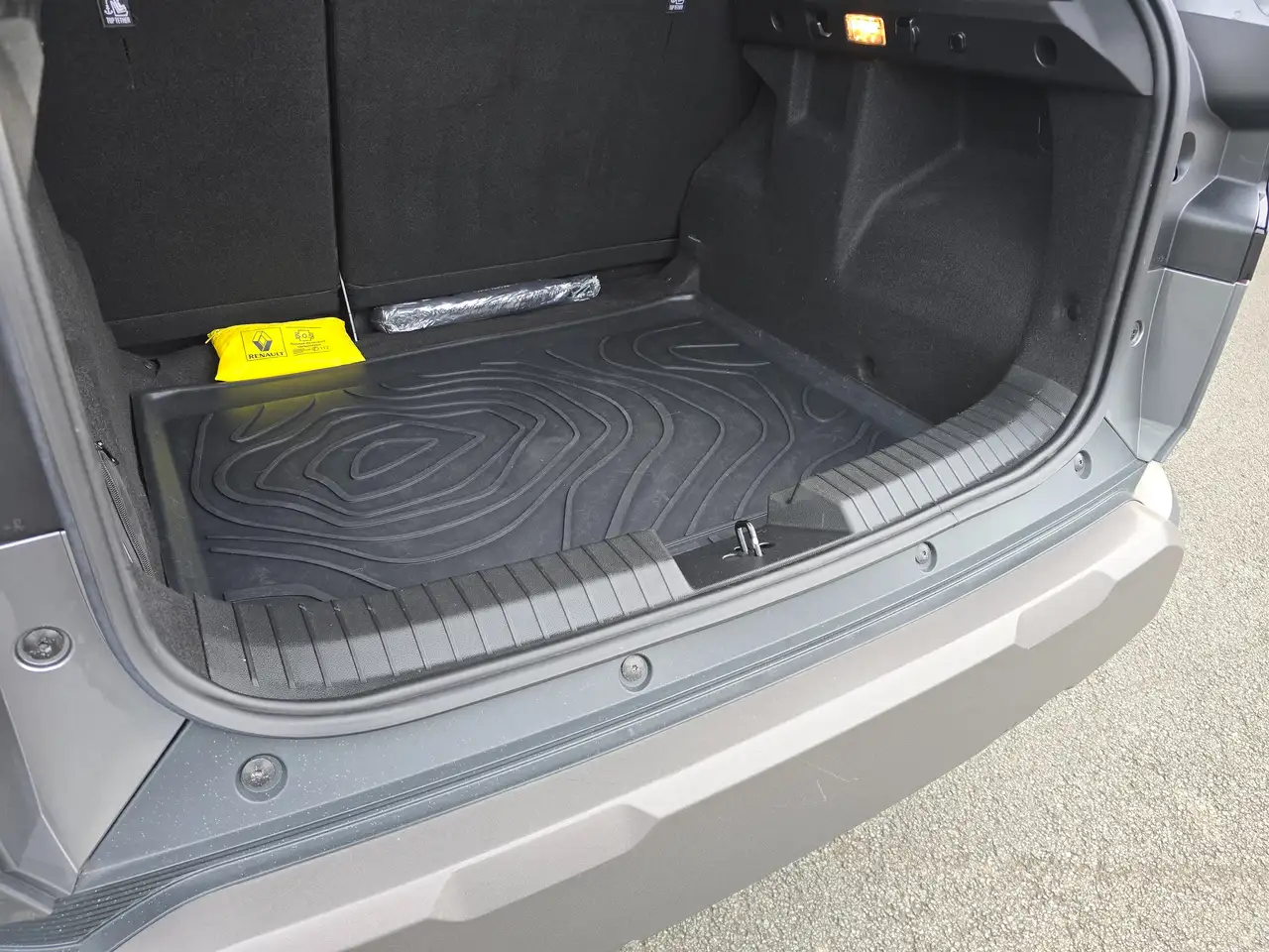 Dacia Duster Duster 1.6 HYBRID 140 Extreme AIRCO/GPS/PDC+CAM.. 36