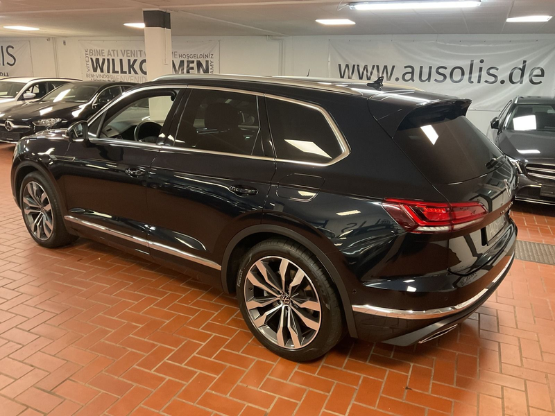 Volkswagen Touareg 3.0 V6 TSI Elegance Leder,AHK,Memory — photo 5