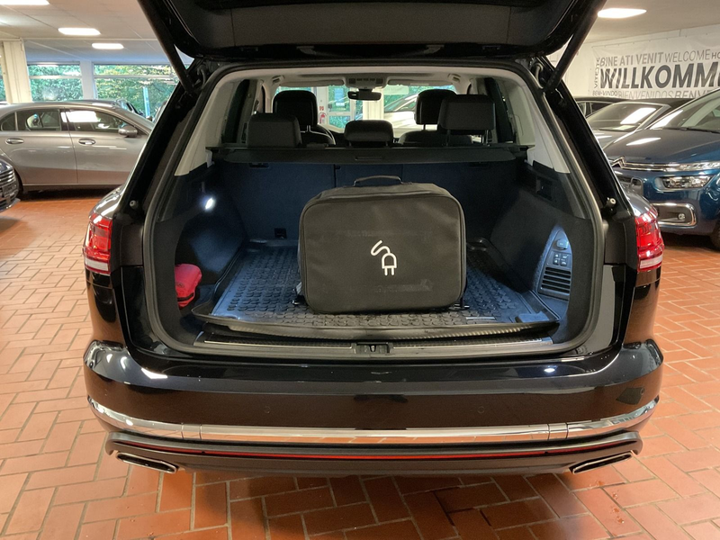 Volkswagen Touareg 3.0 V6 TSI Elegance Leder,AHK,Memory — photo 6