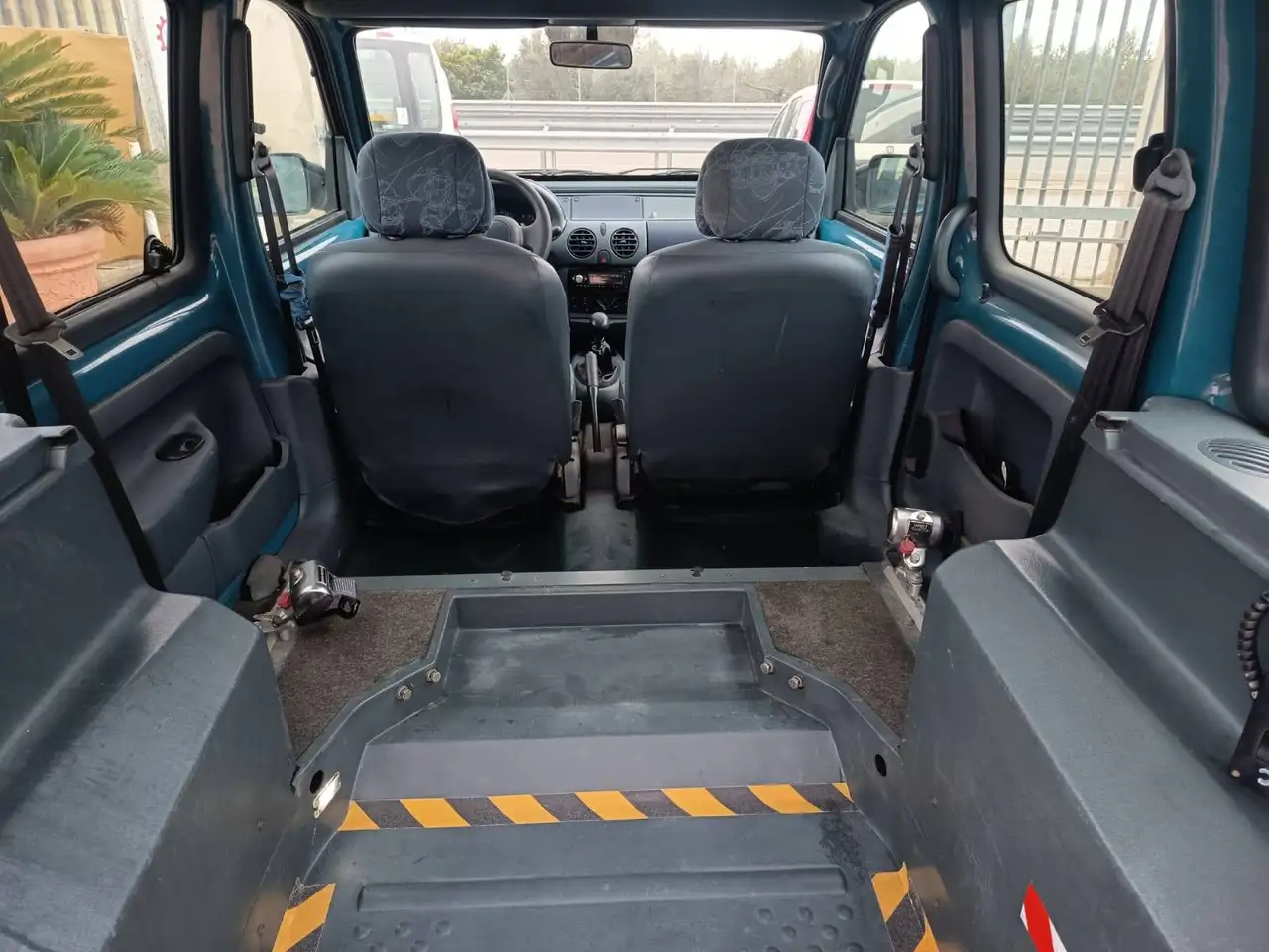 Renault Kangoo TRASPORTO DISABILE O CARROZZINA, foto 9