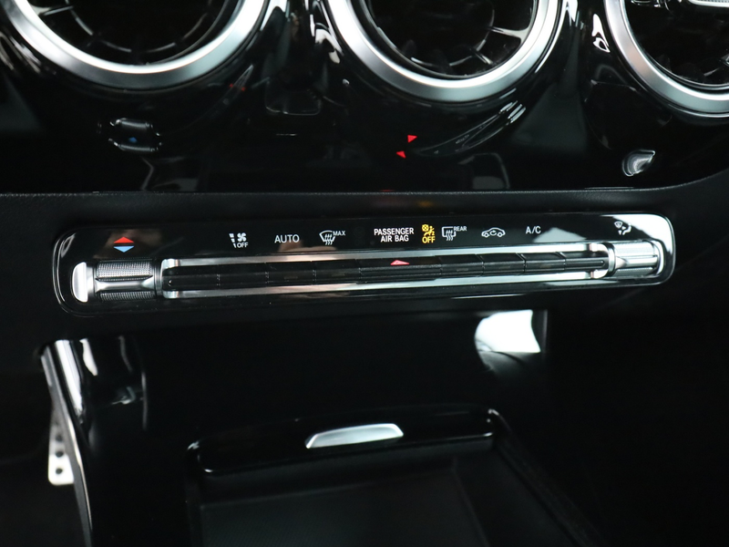 Mercedes-Benz CLA 250 AMG*LED*Sound*Navi*Sitzhzg*Kamera*Memory — photo 14
