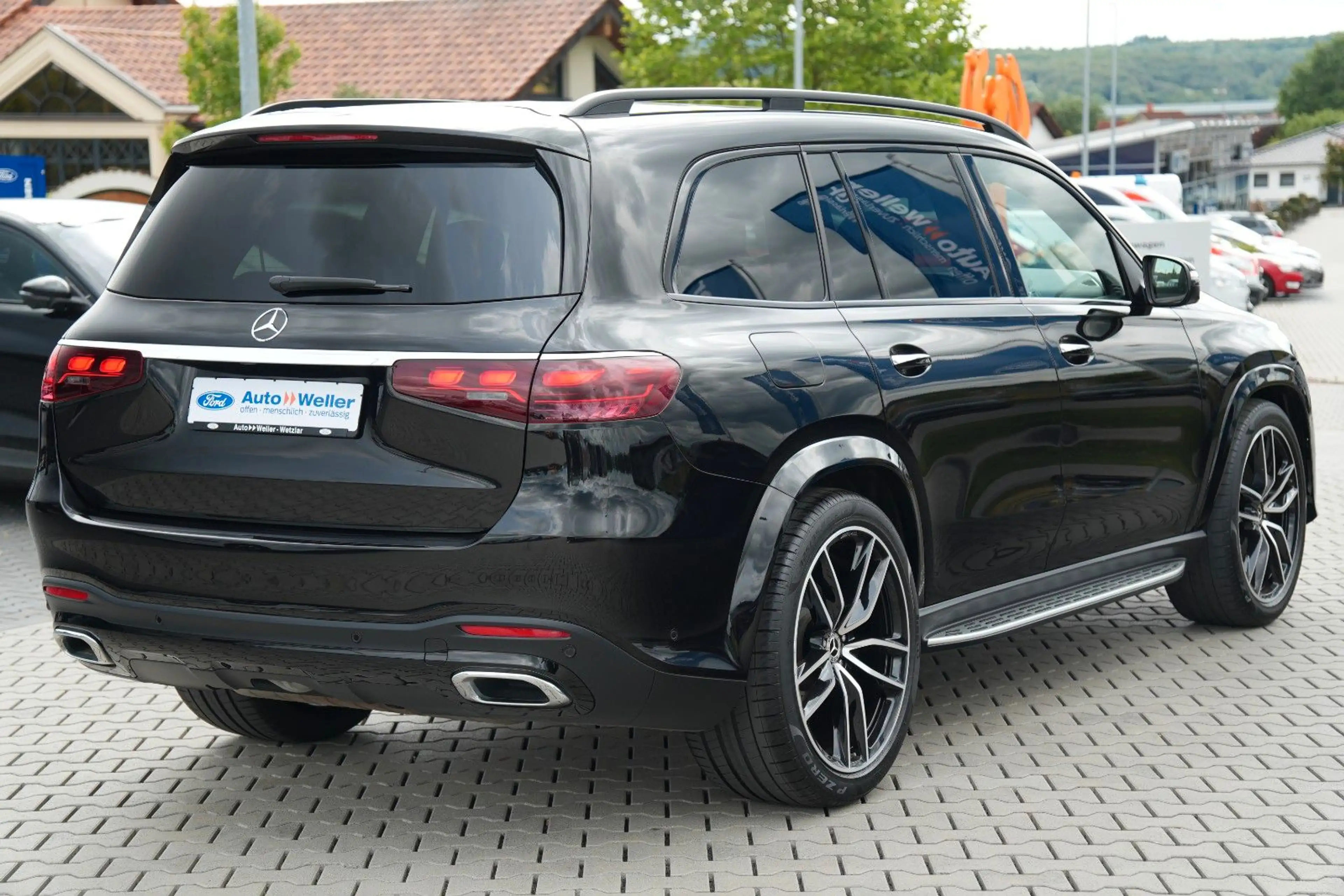 Mercedes-Benz GLS 450 4-Matic AHK PANO 23-Zoll 7-Sitzer — photo 10