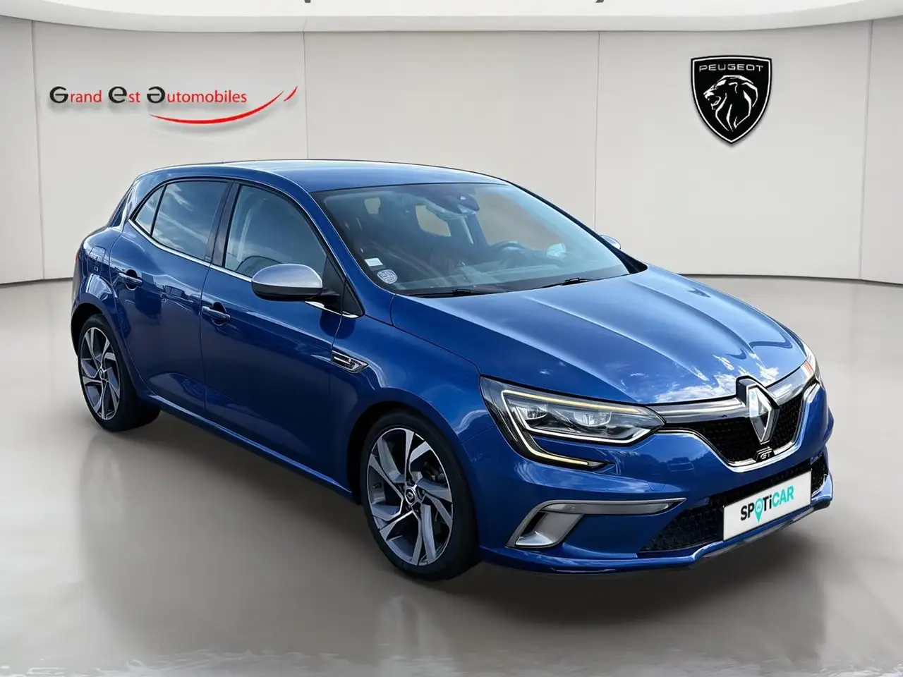 Renault Megane Berline — photo 9
