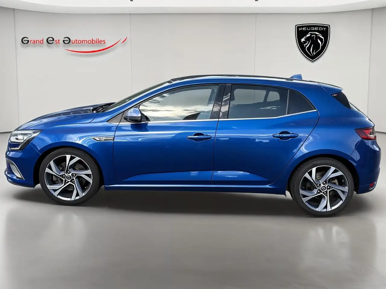 Renault Megane Berline — photo 2