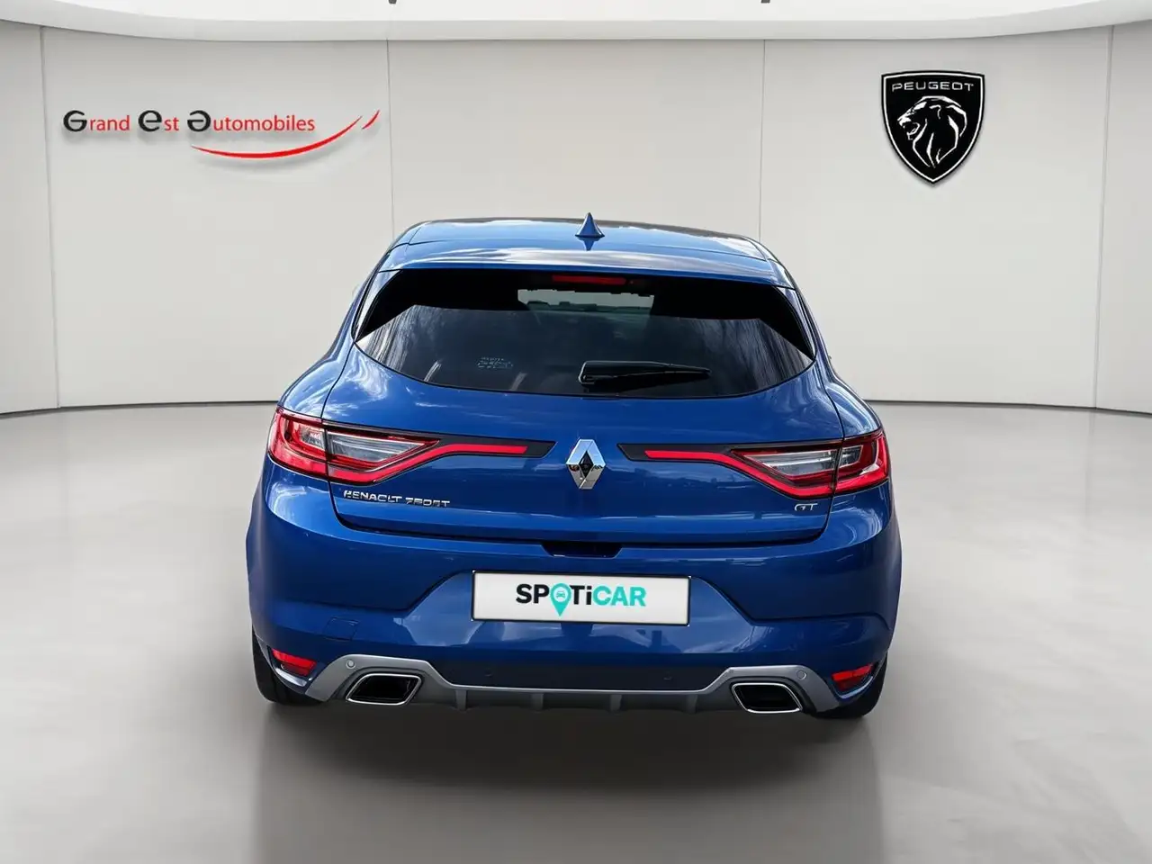 Renault Megane Berline — photo 4