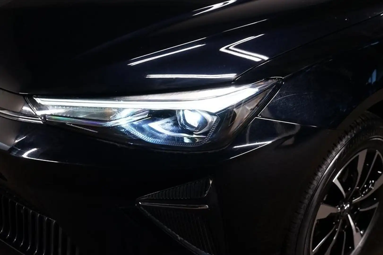 MG MG5 Kamera/AUT/KeyLess/LED/Navi/RFK/SHZ/Virtual Black - 2