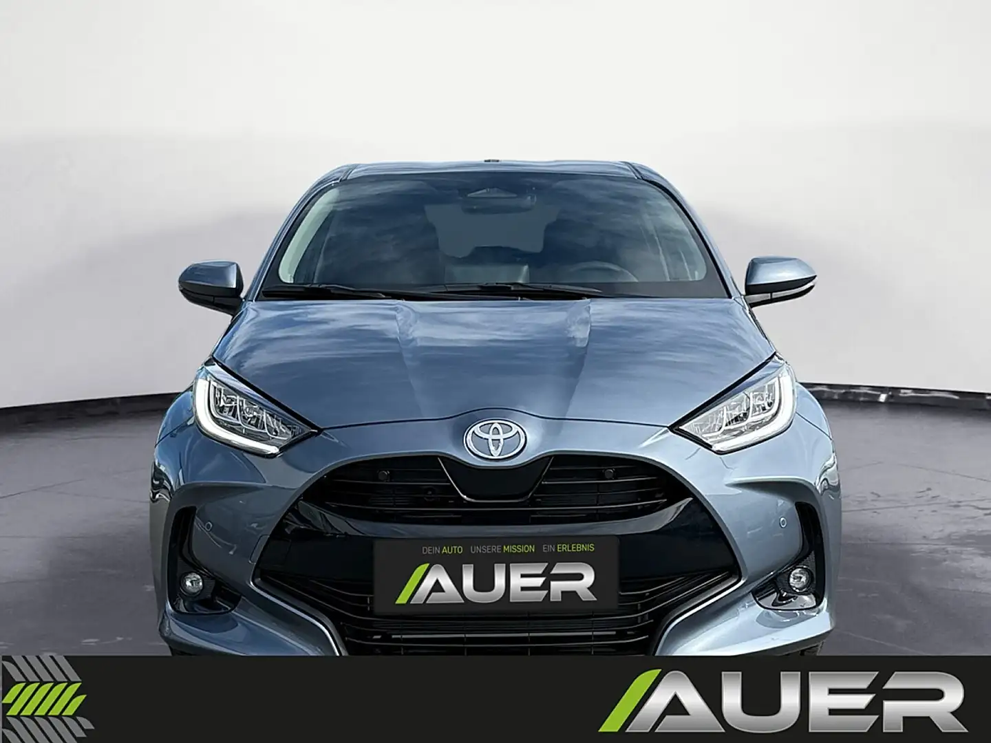 Toyota Yaris 1,5 Hybrid Teamplayer CVT 116PS |+Technik Paket... Grau - 2