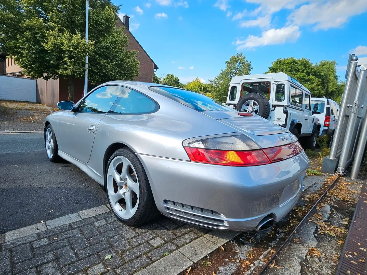 Porsche 911 4S NAVI LEDER MEMORY EL SD ESD SZH GEPFLEGT Silber - 2