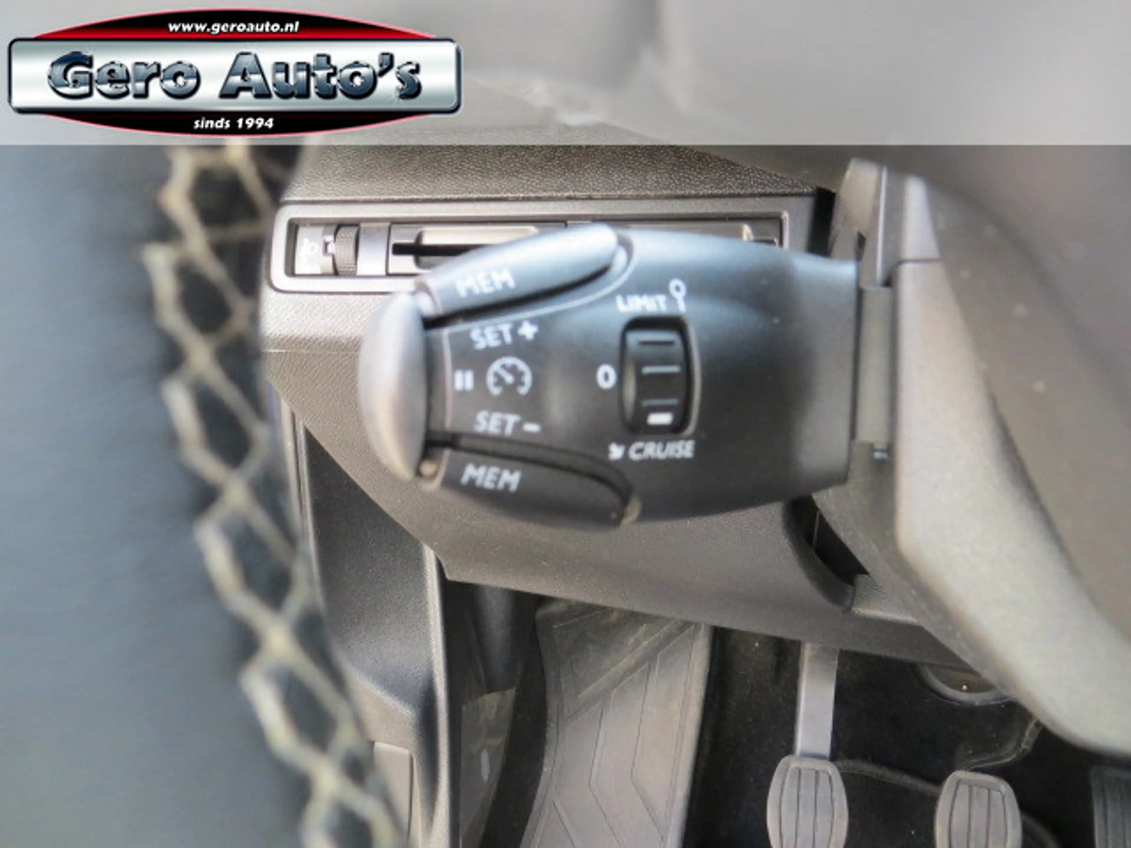 Peugeot 3008 1.2 PureTech Blue Lease Executive vol leder trekha — photo 8