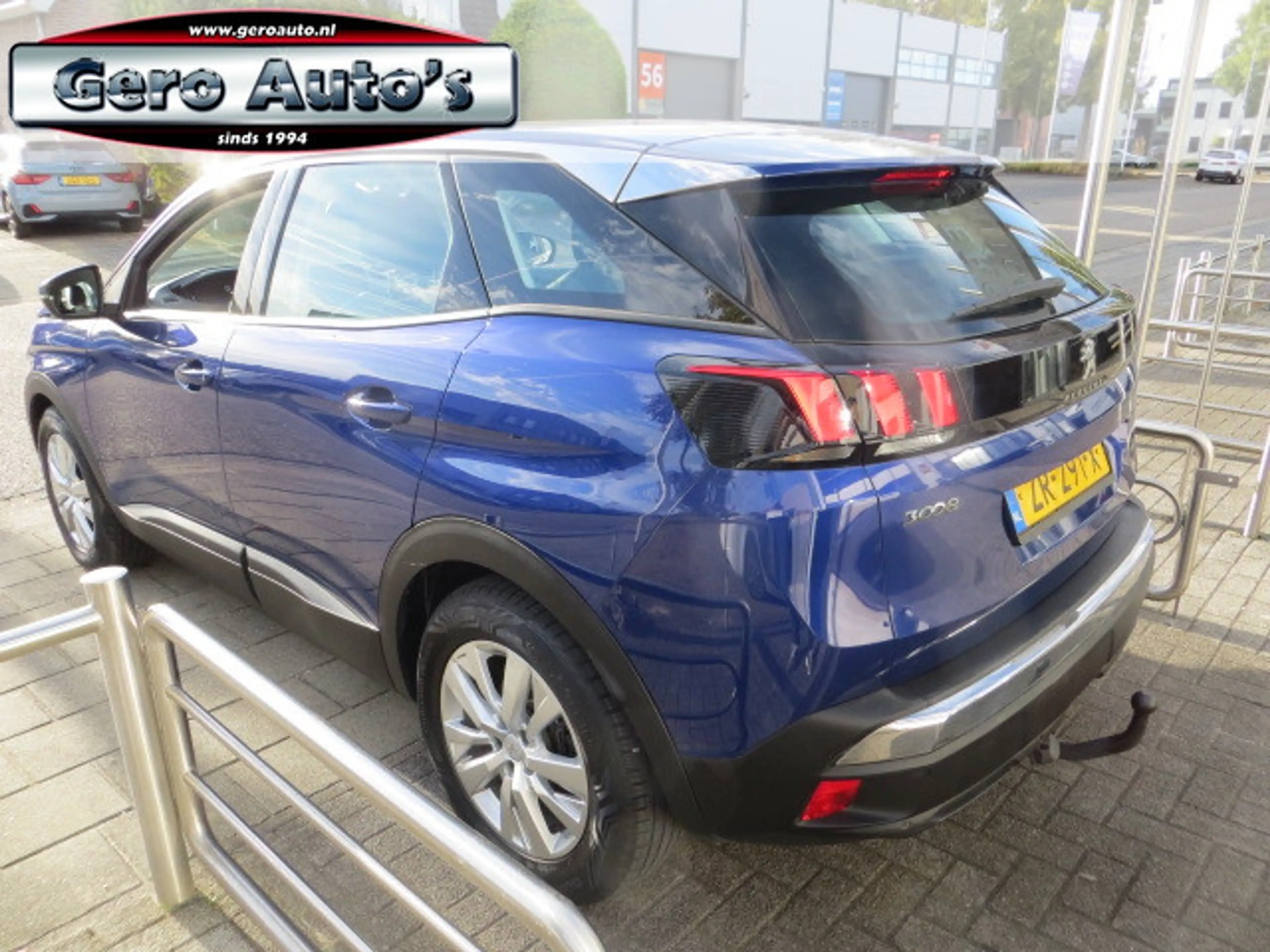 Peugeot 3008 1.2 PureTech Blue Lease Executive vol leder trekha — photo 3