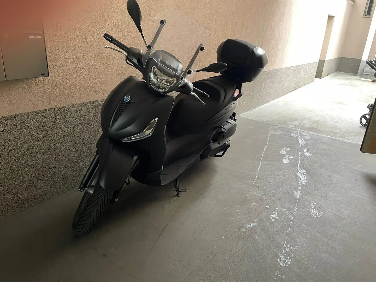 Piaggio Beverly 400 S Negro - 1