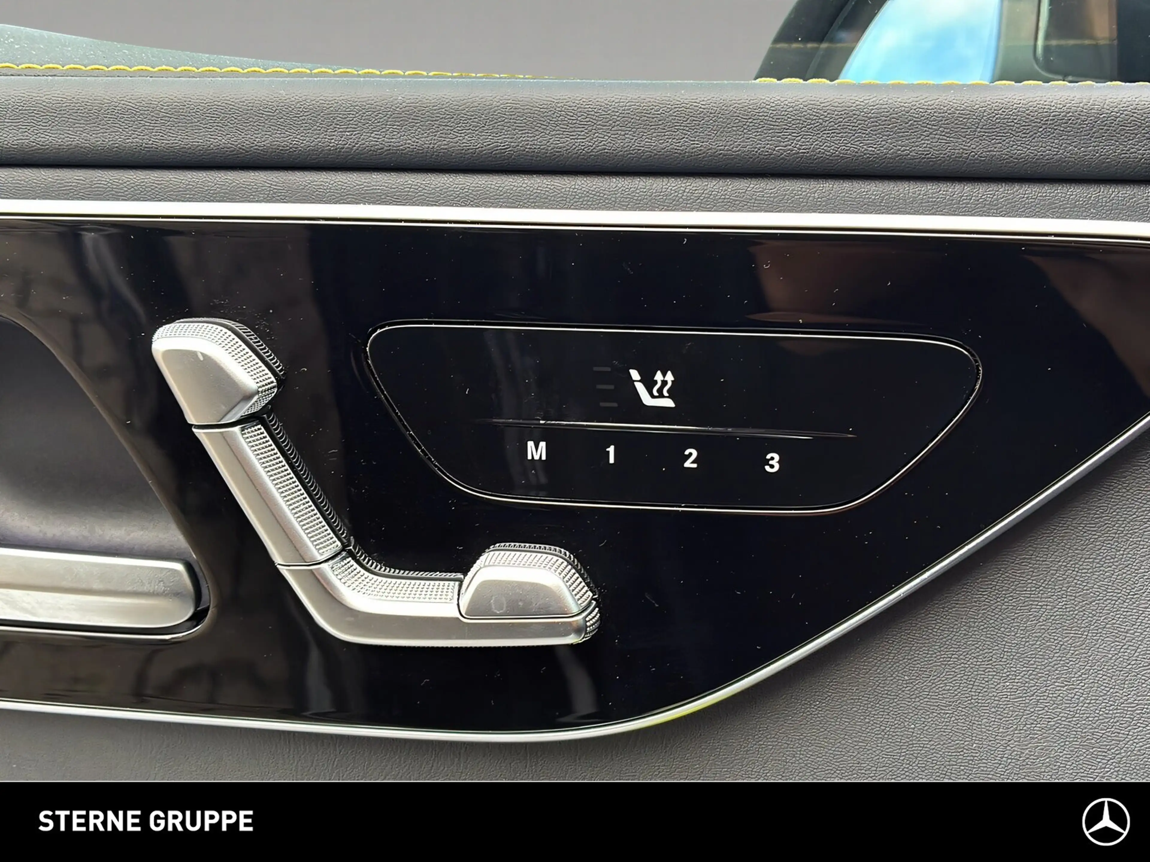 Mercedes-Benz C 43 AMG Mercedes-AMG C 43 4M T Night Pano Drivers HUD 20" — photo 15