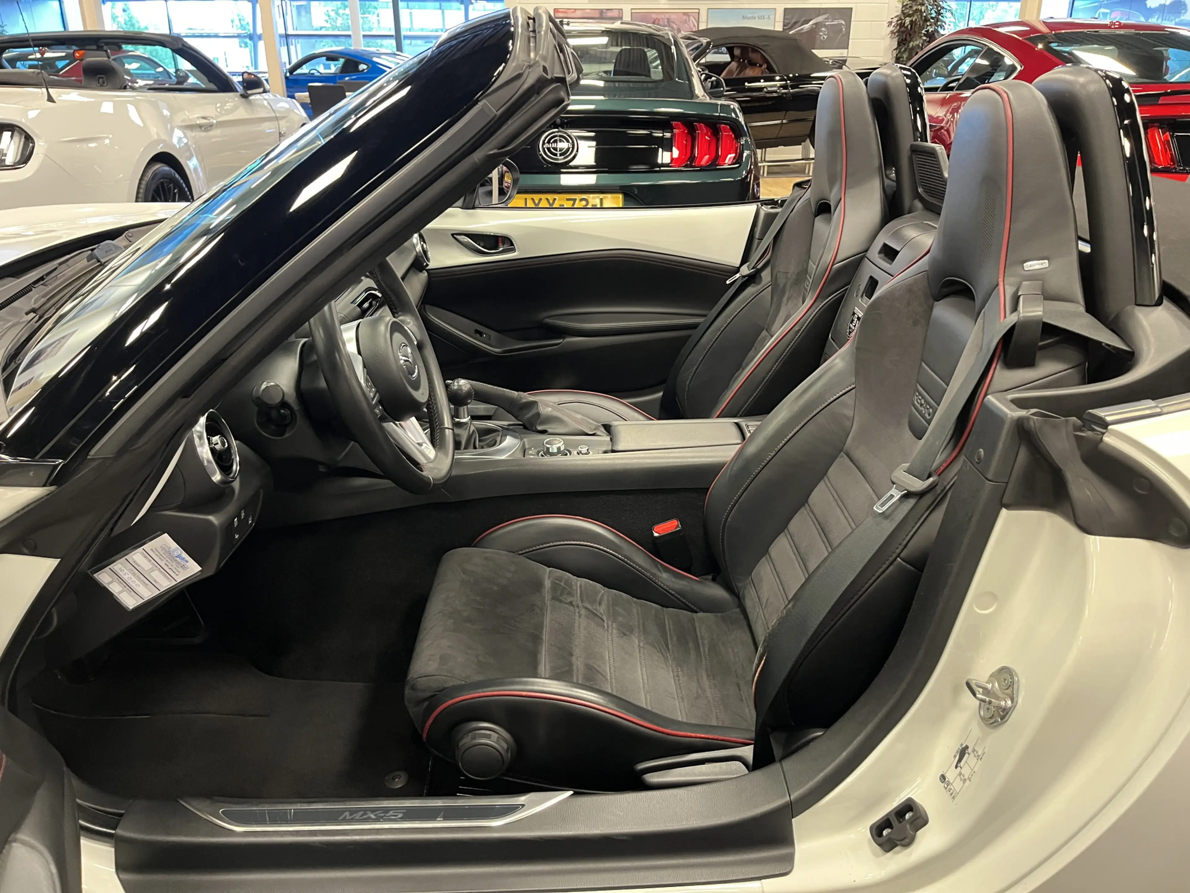 Mazda MX-5 ND Roadster 1.5 SkyActiv-G 131PK GT-M Bose Sportsp — photo 18