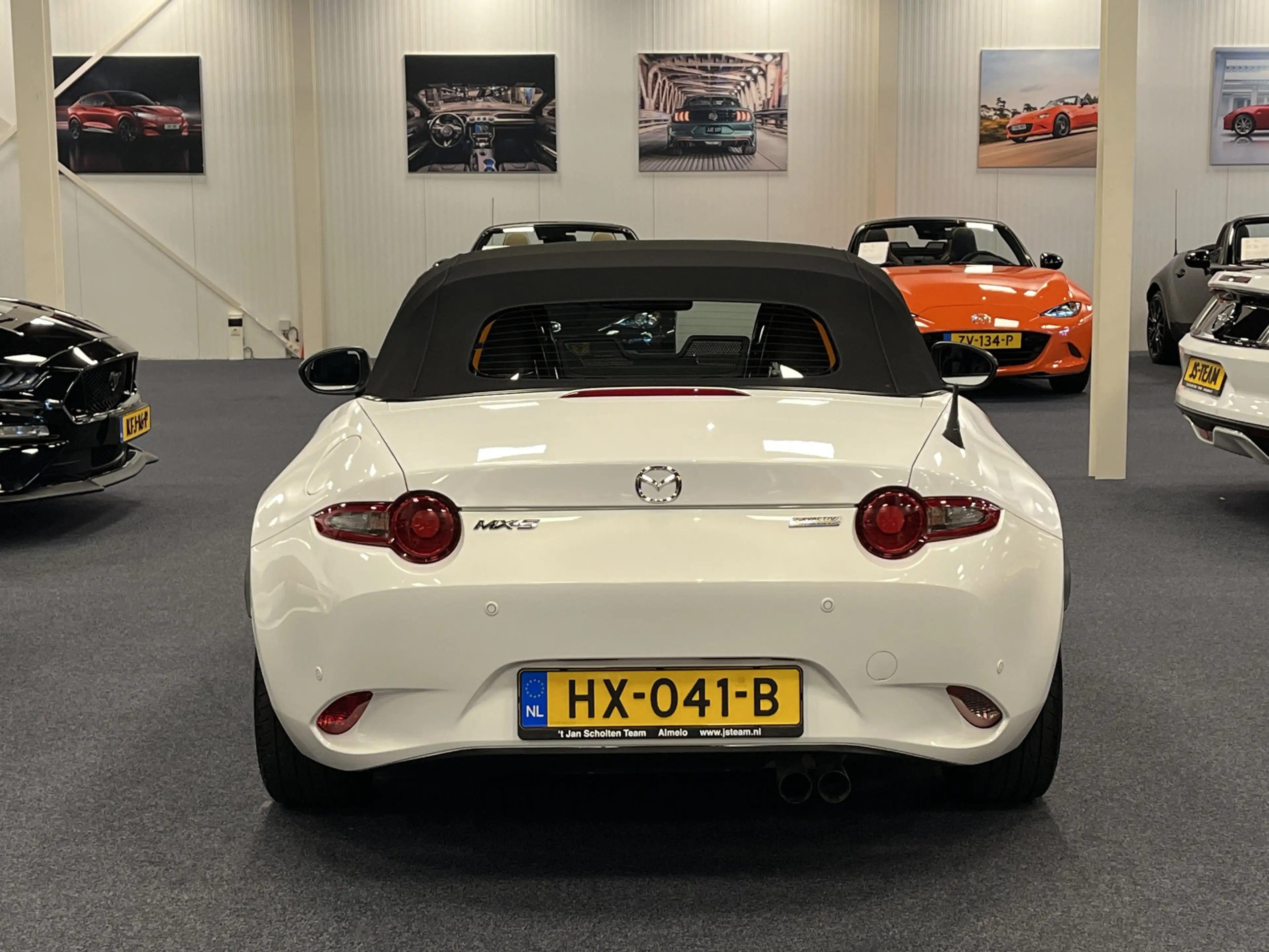 Mazda MX-5 ND Roadster 1.5 SkyActiv-G 131PK GT-M Bose Sportsp — photo 11