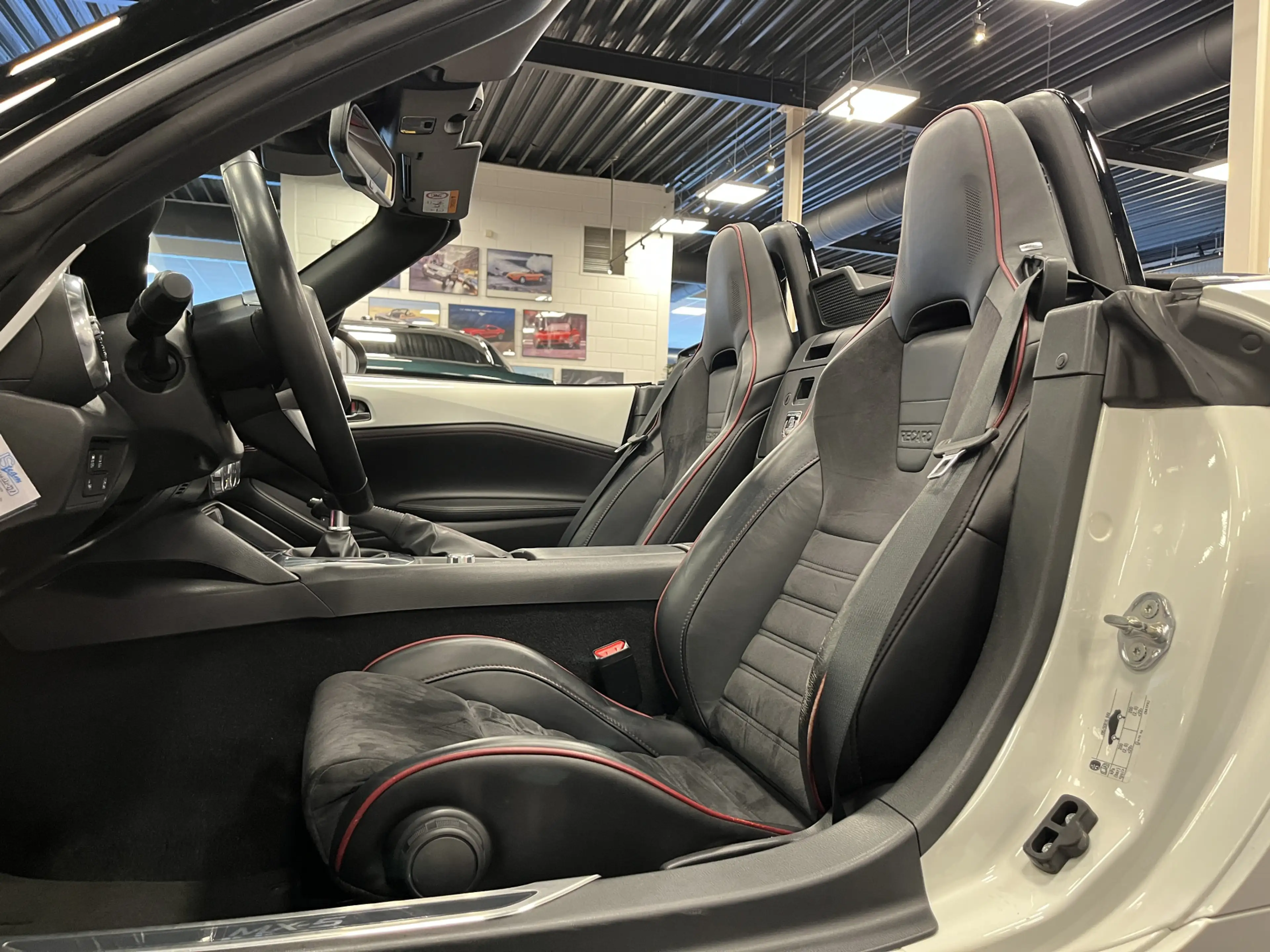 Mazda MX-5 ND Roadster 1.5 SkyActiv-G 131PK GT-M Bose Sportsp — photo 19